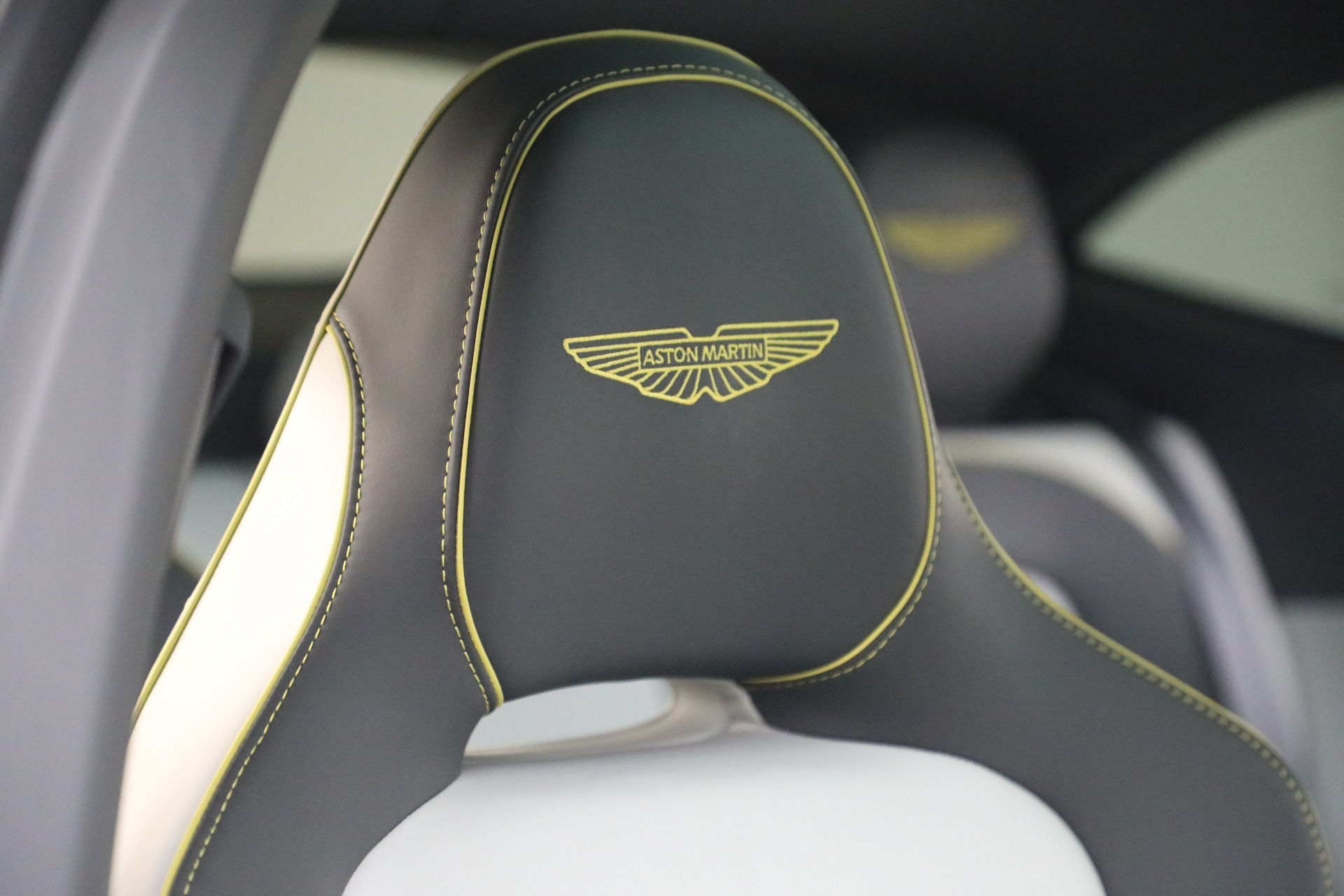 Used-2025-Aston-Martin-DBX-707