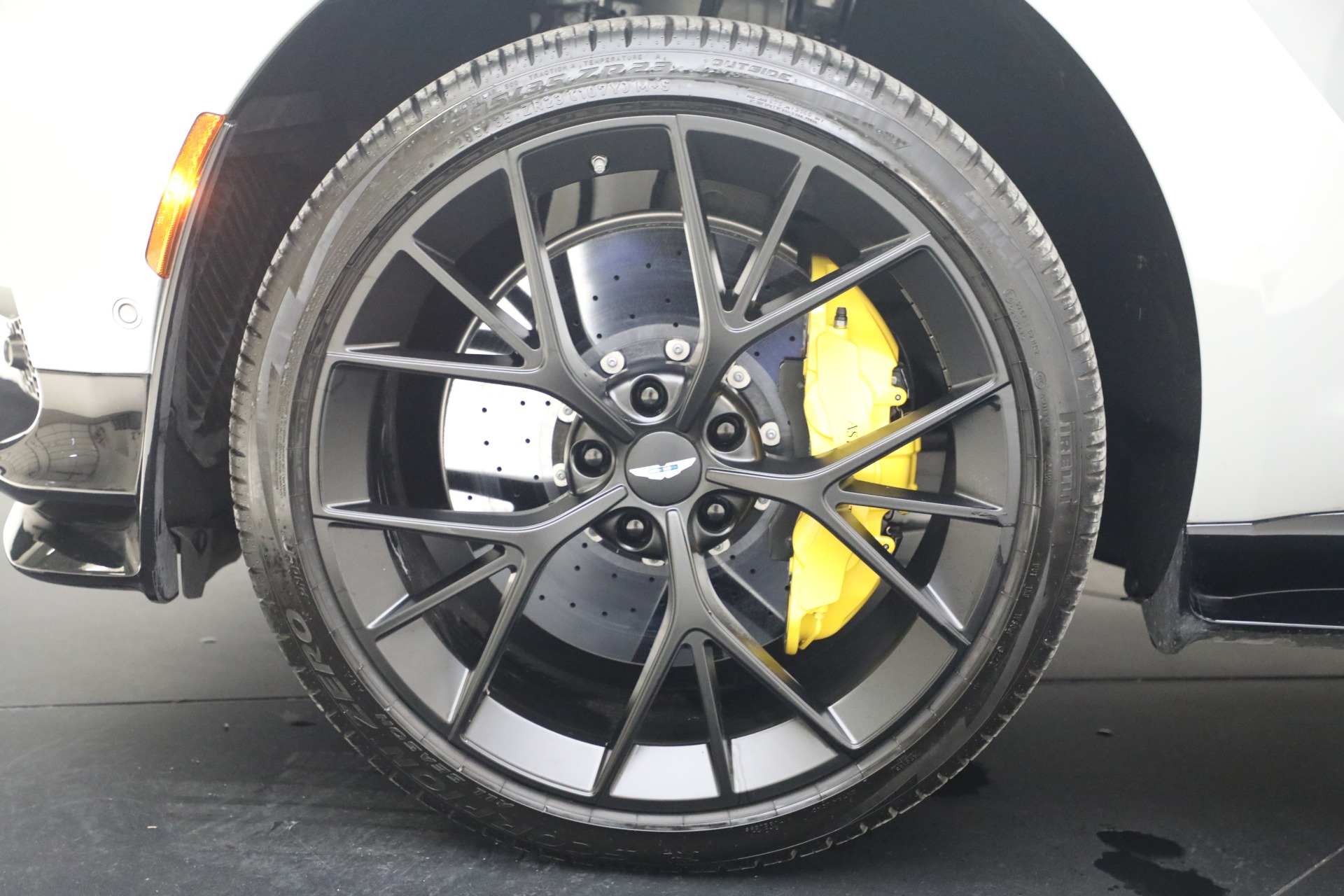 Used-2025-Aston-Martin-DBX-707