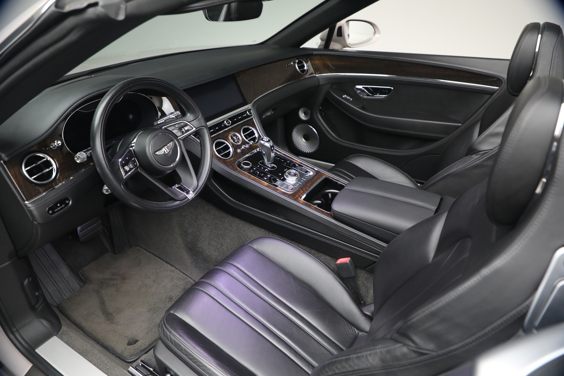 Used-2020-Bentley-Continental-GTC-V8