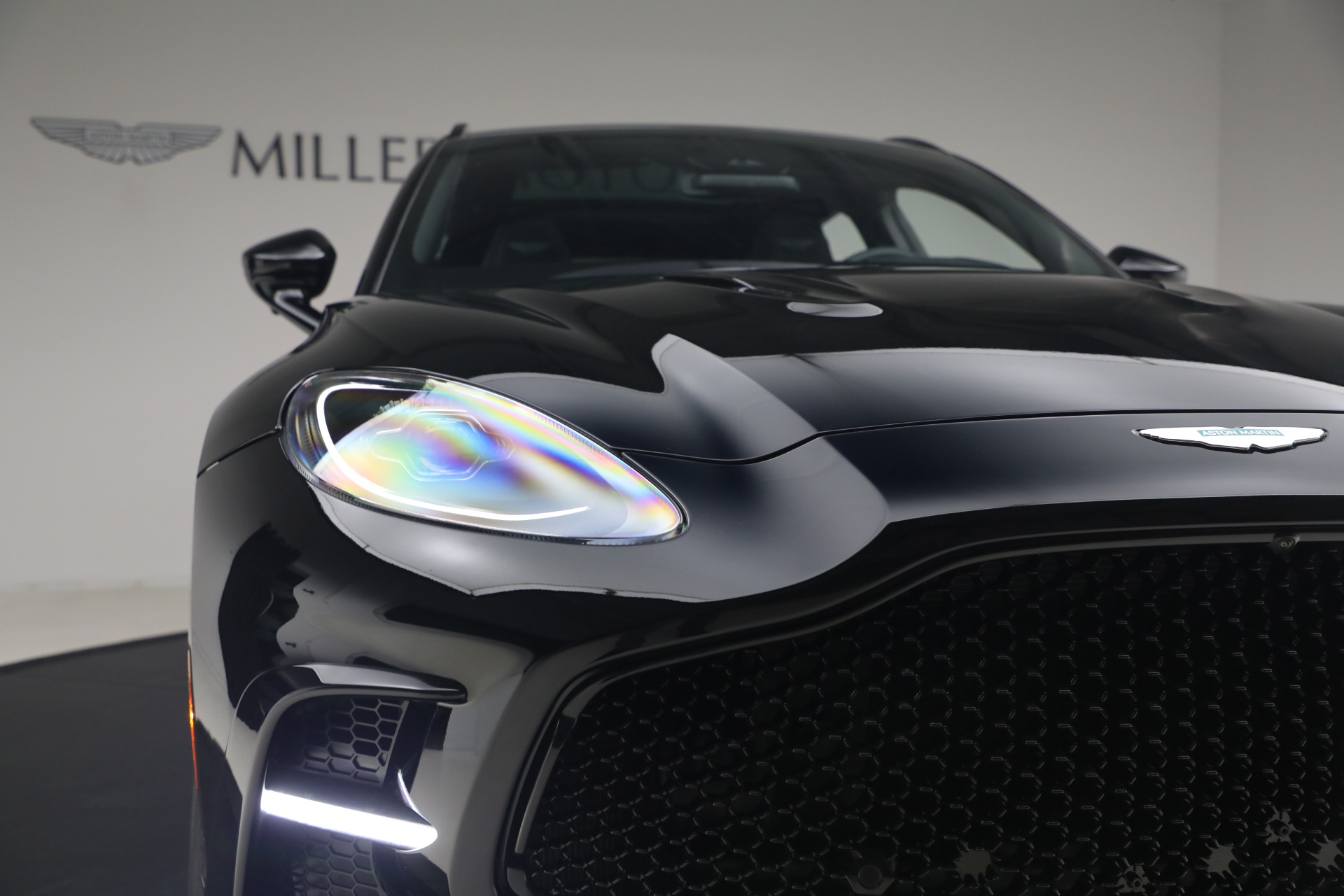 New-2026-Aston-Martin-DBX-S