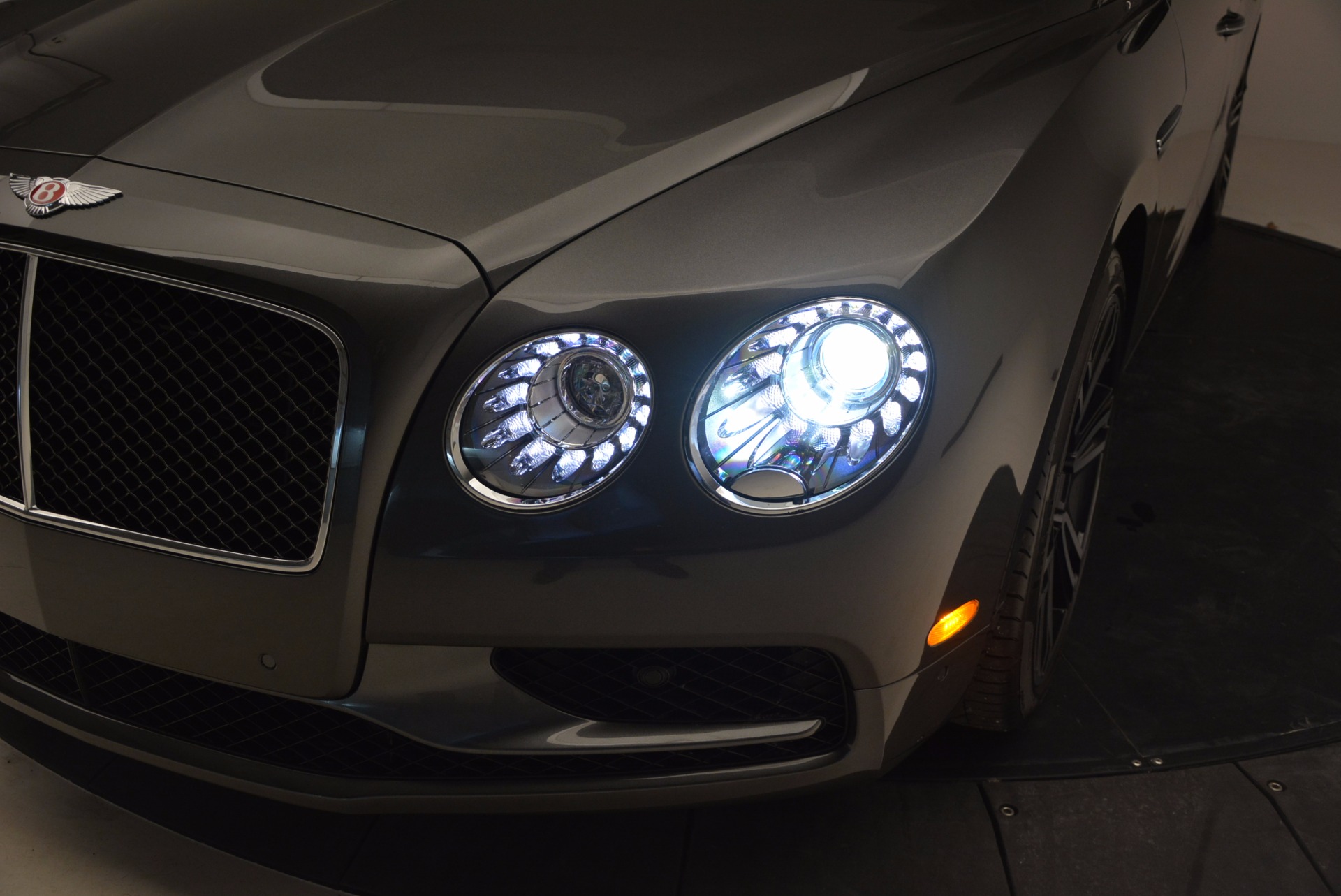 Used-2017-Bentley-Flying-Spur-V8-S