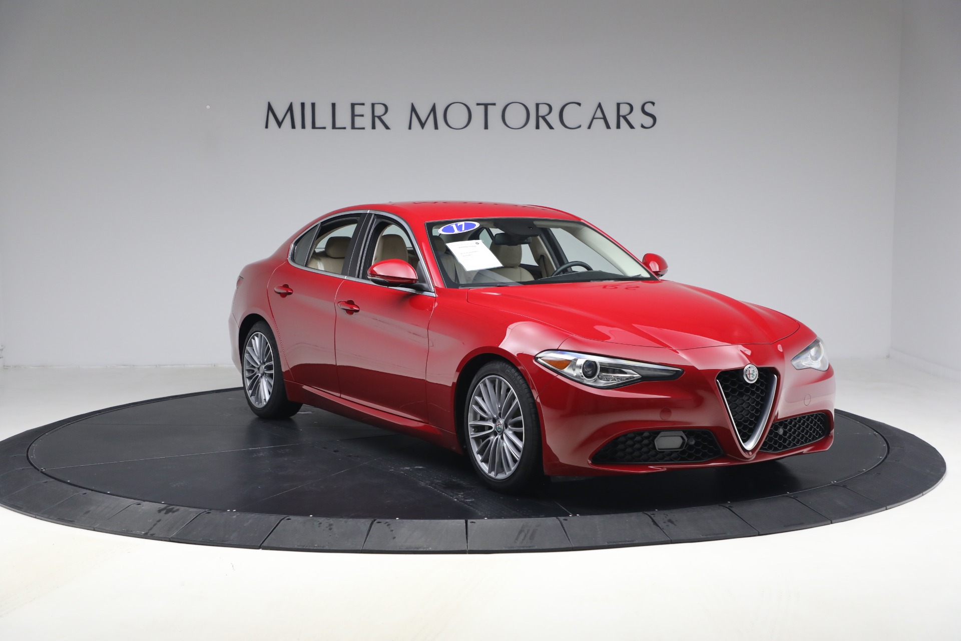 Used-2017-Alfa-Romeo-Giulia-Ti