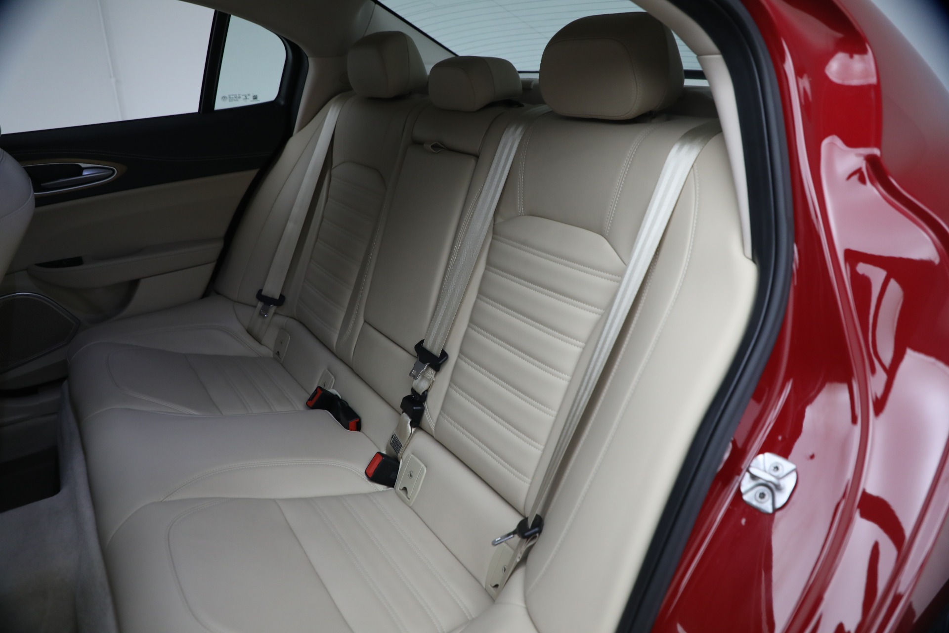 Used-2017-Alfa-Romeo-Giulia-Ti