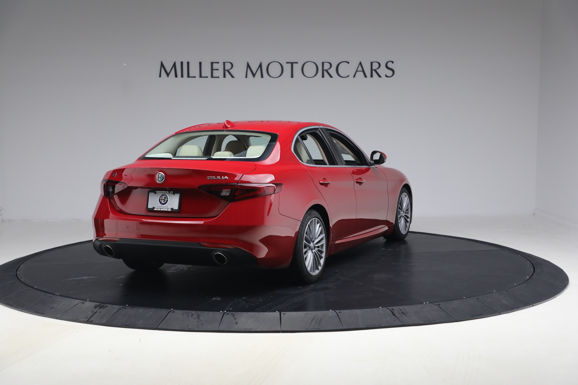 Used-2017-Alfa-Romeo-Giulia-Ti