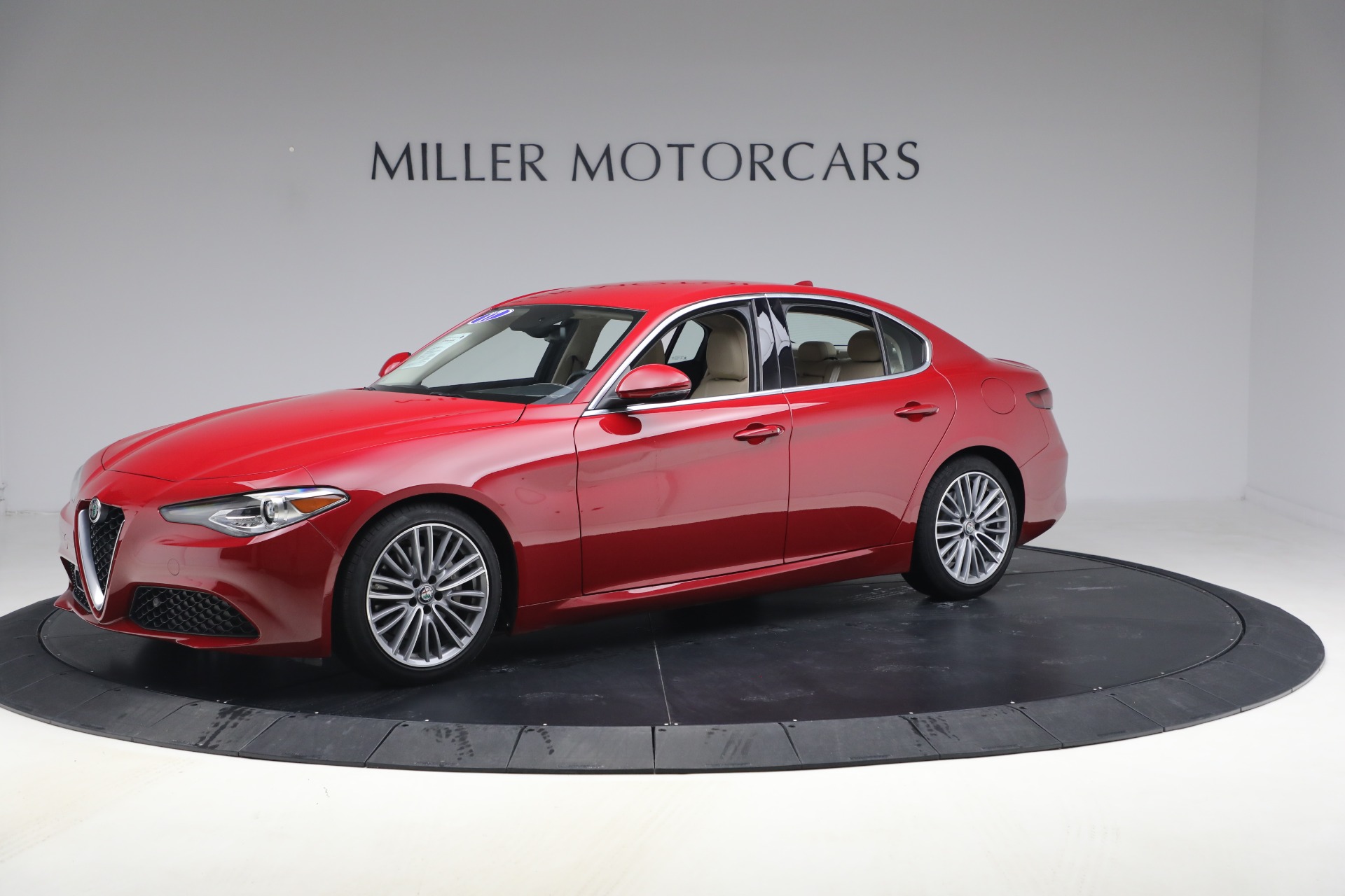 Used-2017-Alfa-Romeo-Giulia-Ti