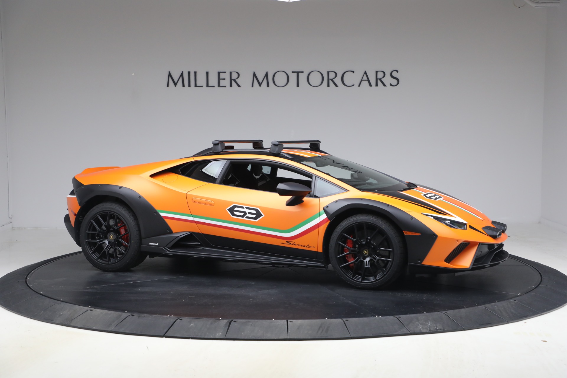 Used-2024-Lamborghini-Huracan-Sterrato