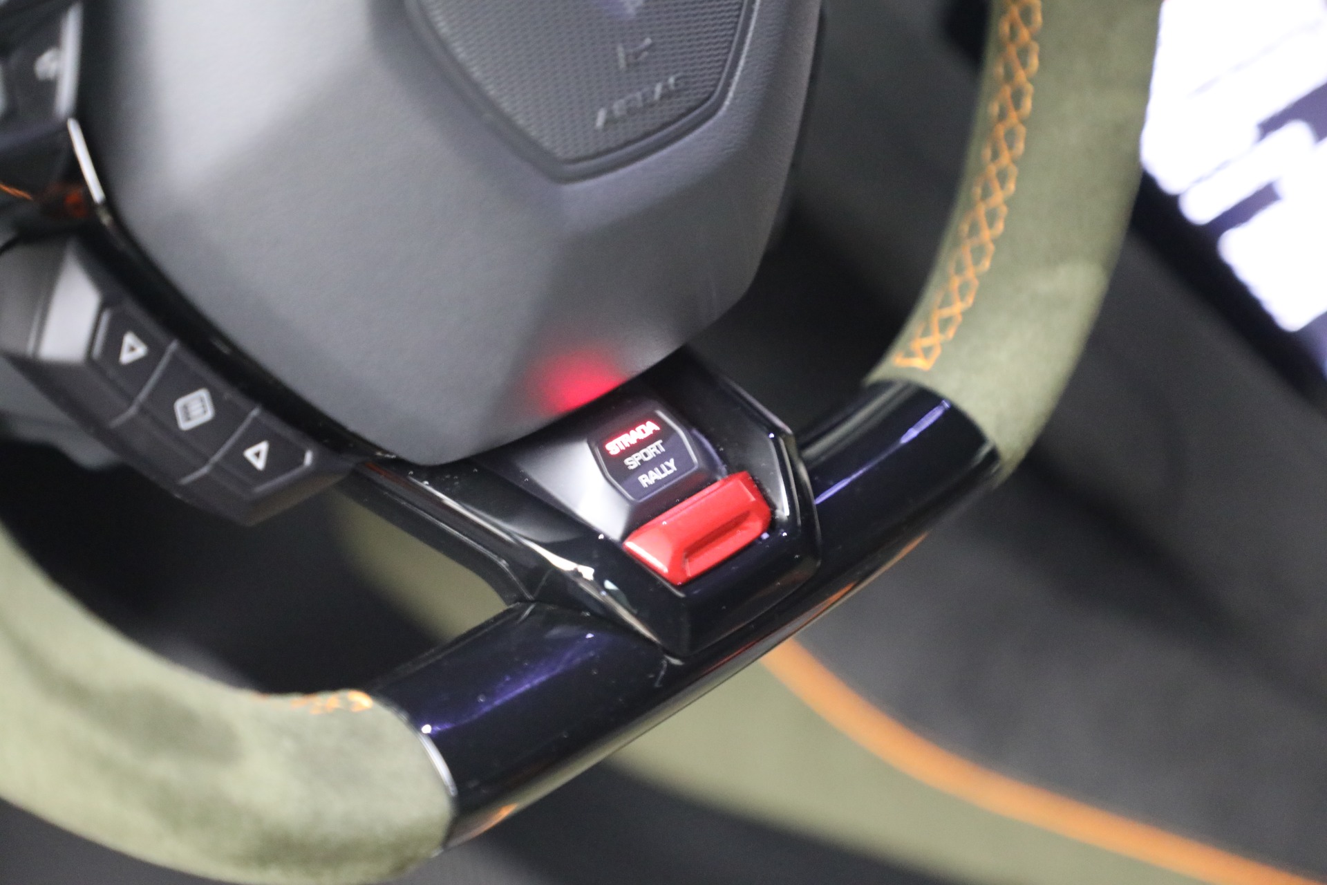 Used-2024-Lamborghini-Huracan-Sterrato