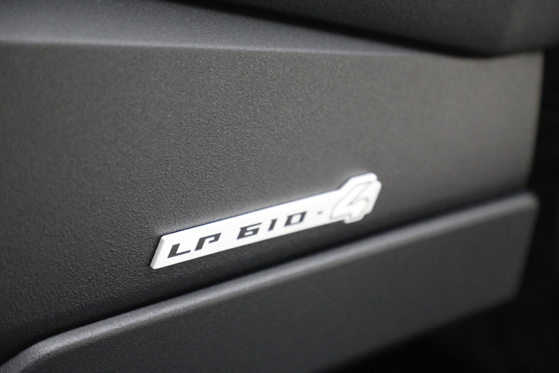 Used-2024-Lamborghini-Huracan-Sterrato
