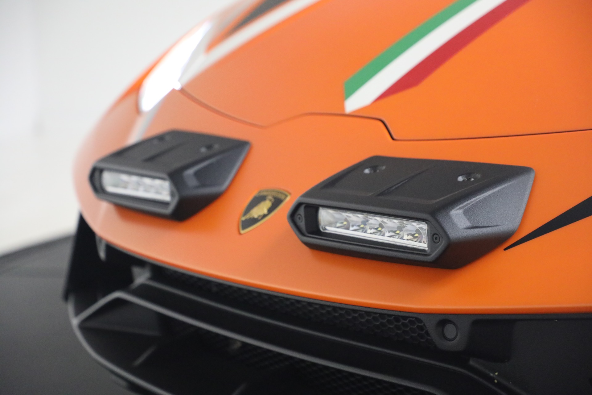 Used-2024-Lamborghini-Huracan-Sterrato