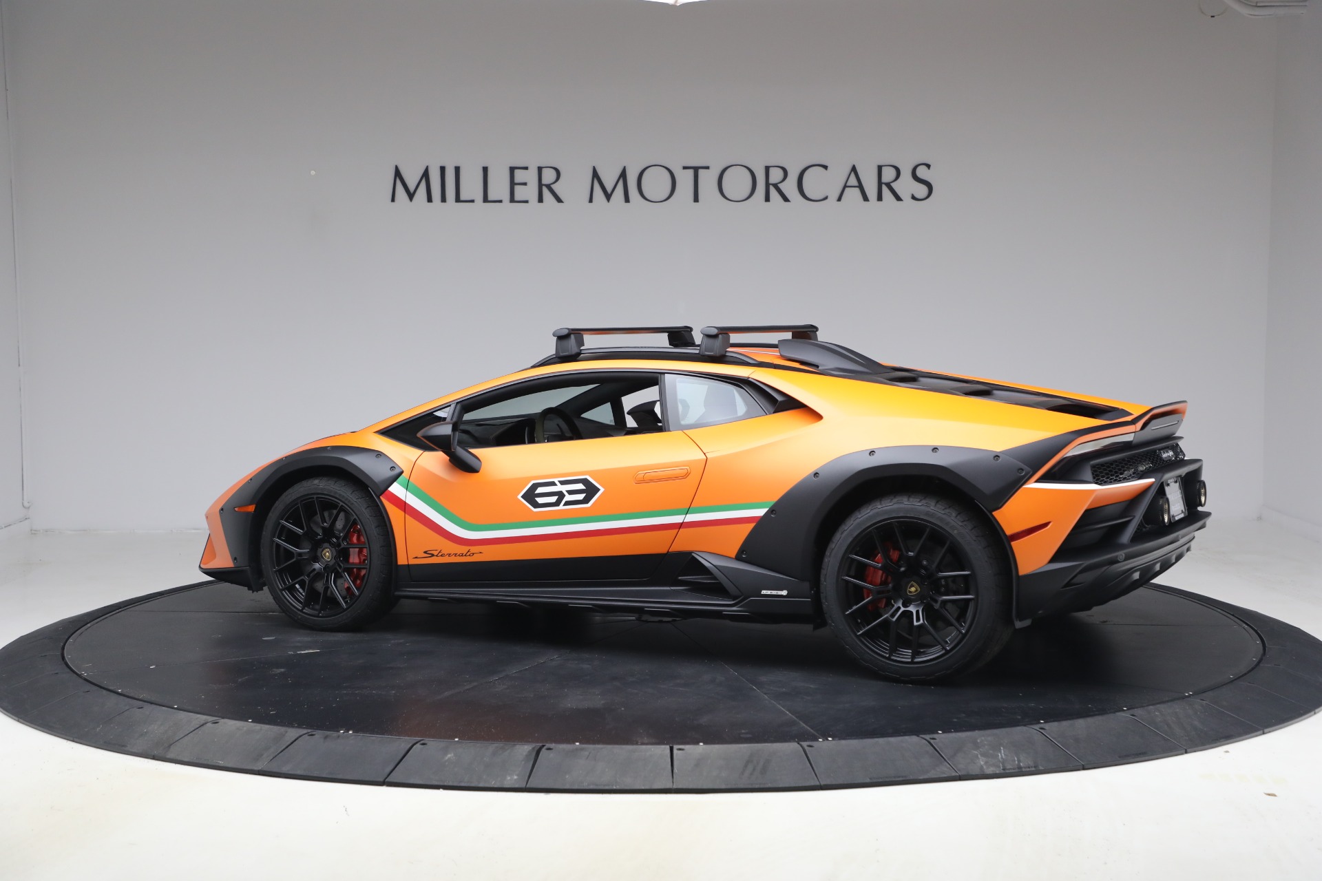 Used-2024-Lamborghini-Huracan-Sterrato