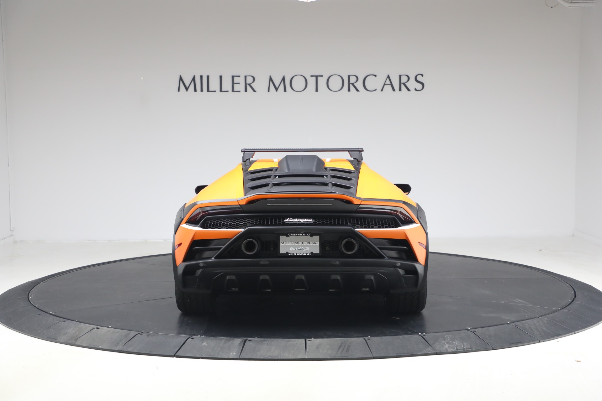 Used-2024-Lamborghini-Huracan-Sterrato