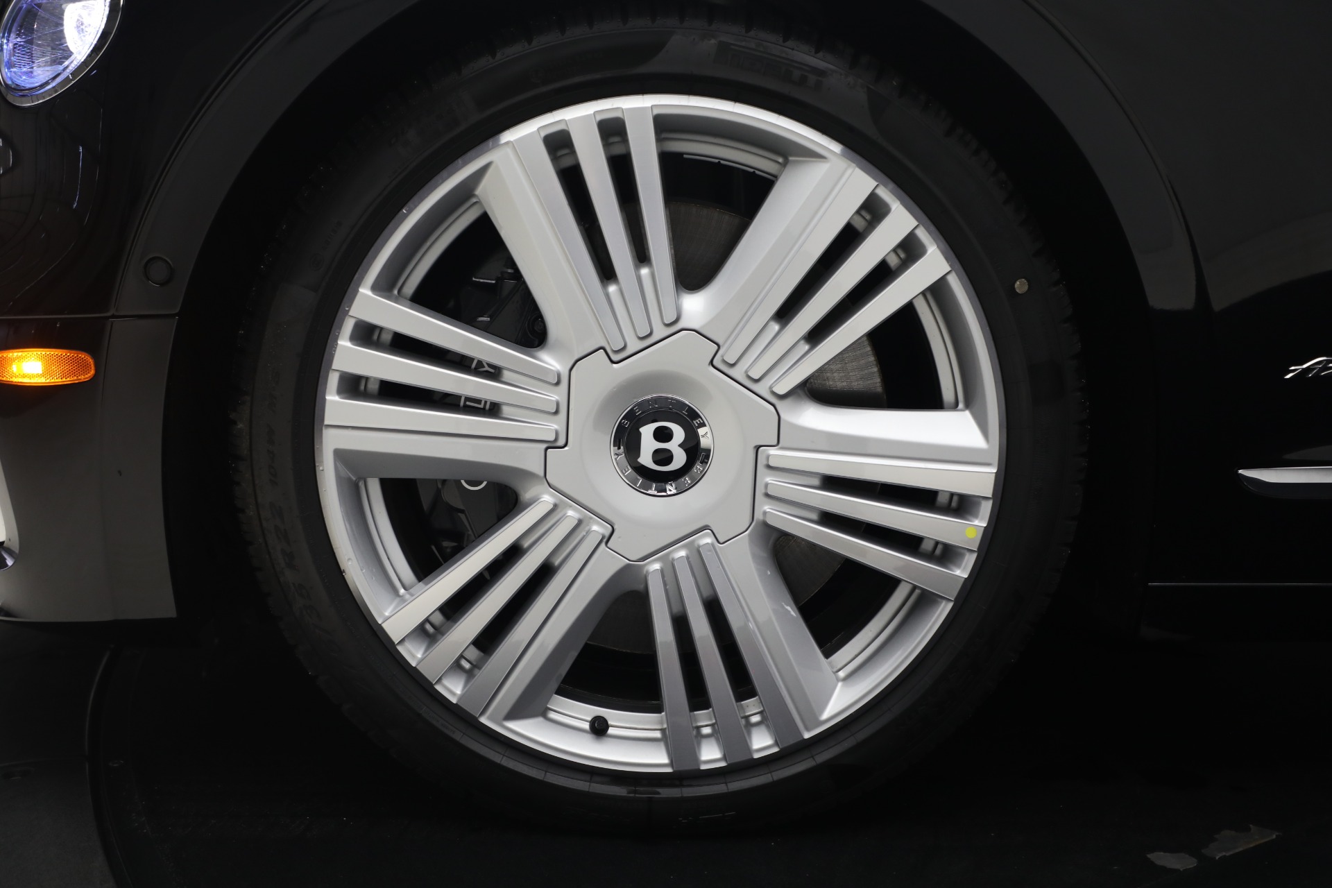 New-2026-Bentley-Flying-Spur-Azure