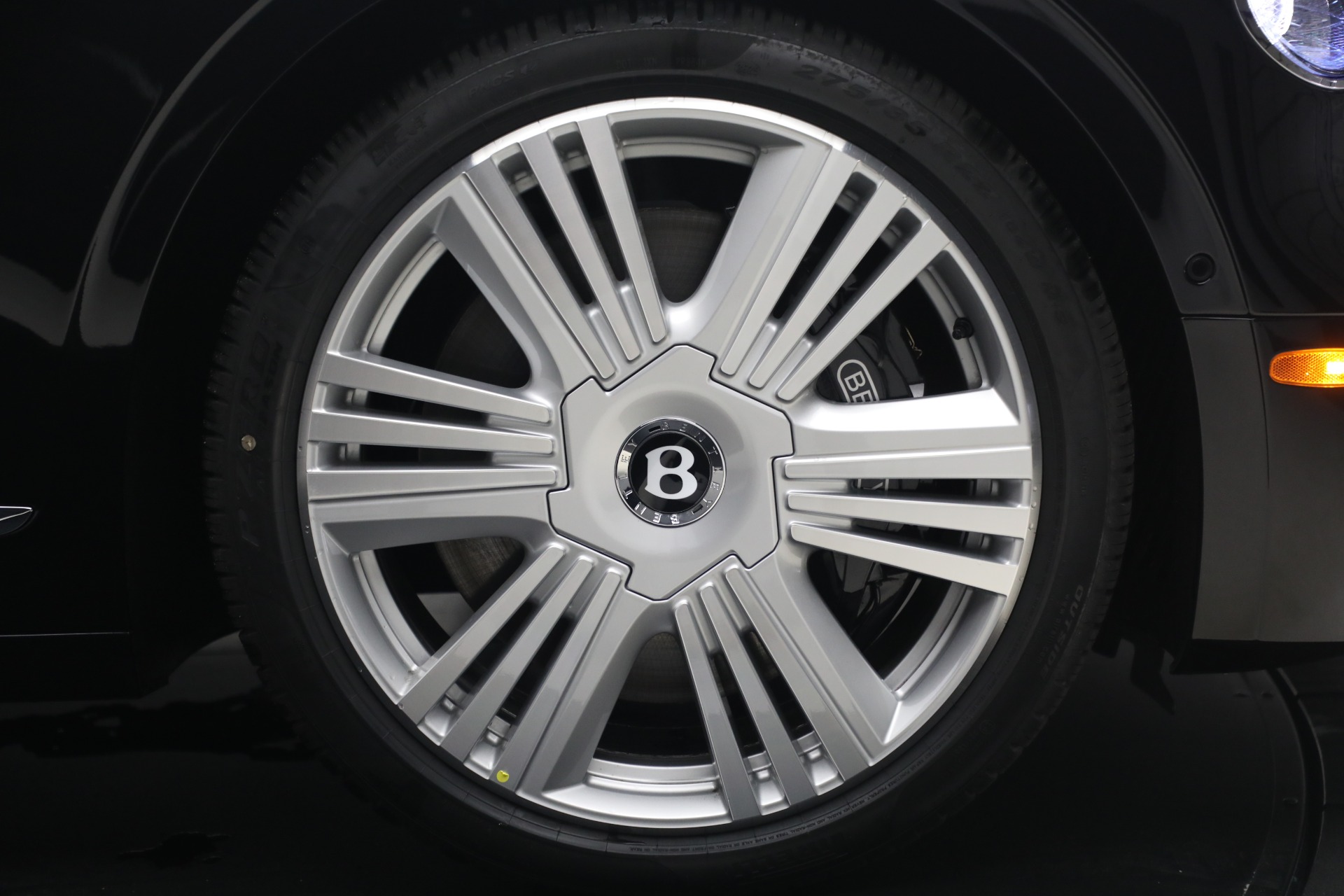 New-2026-Bentley-Flying-Spur-Azure