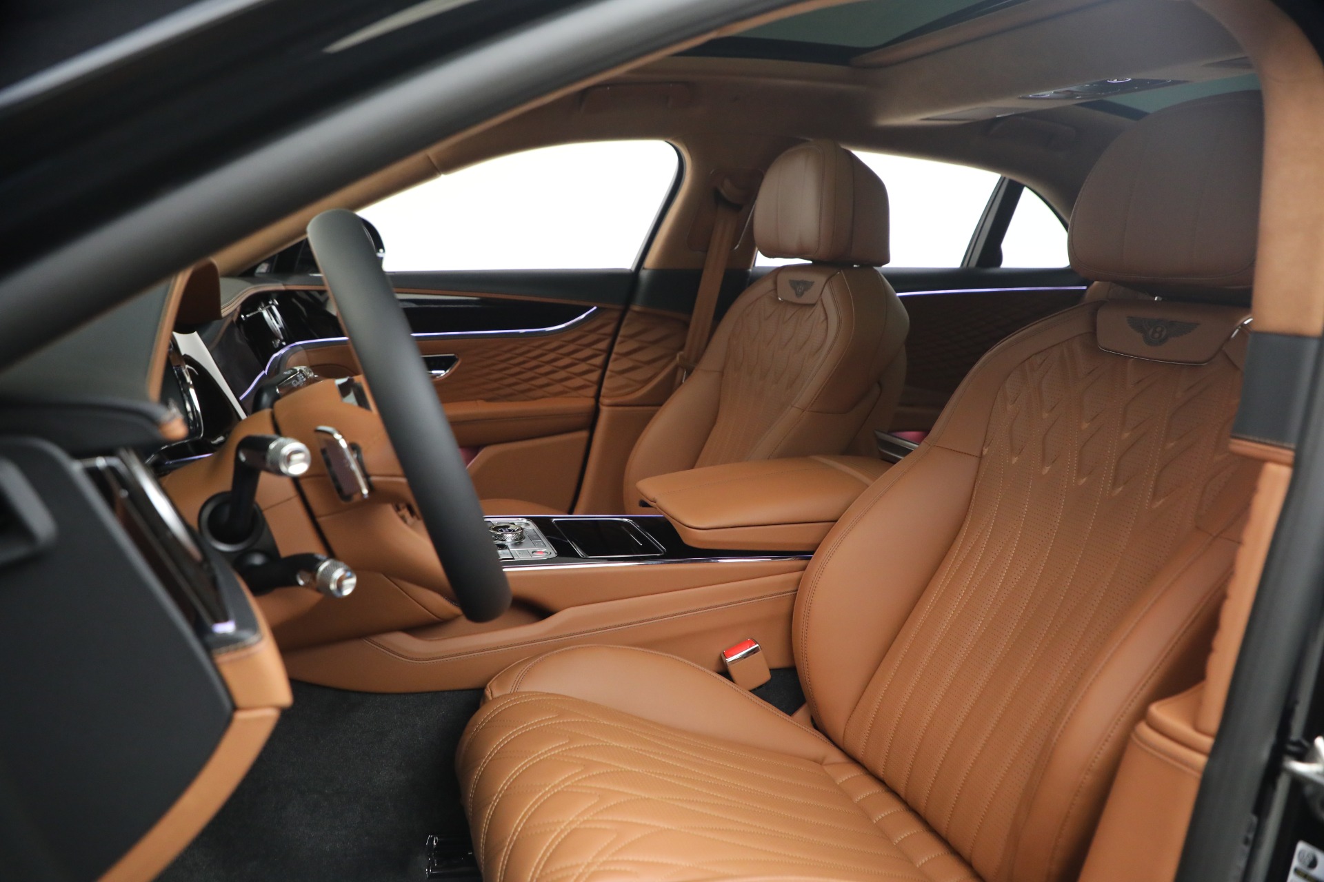New-2026-Bentley-Flying-Spur-Azure