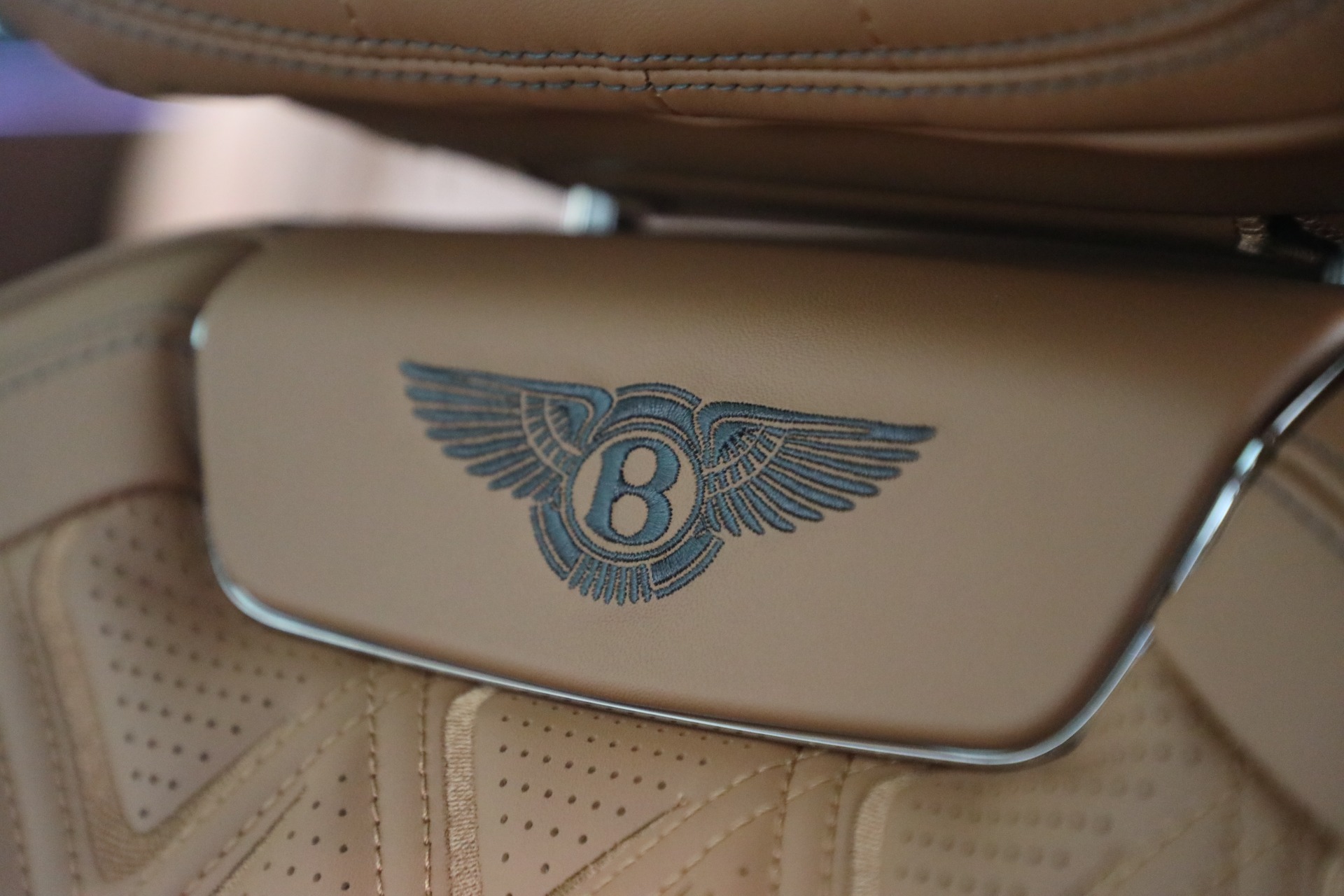 New-2026-Bentley-Flying-Spur-Azure