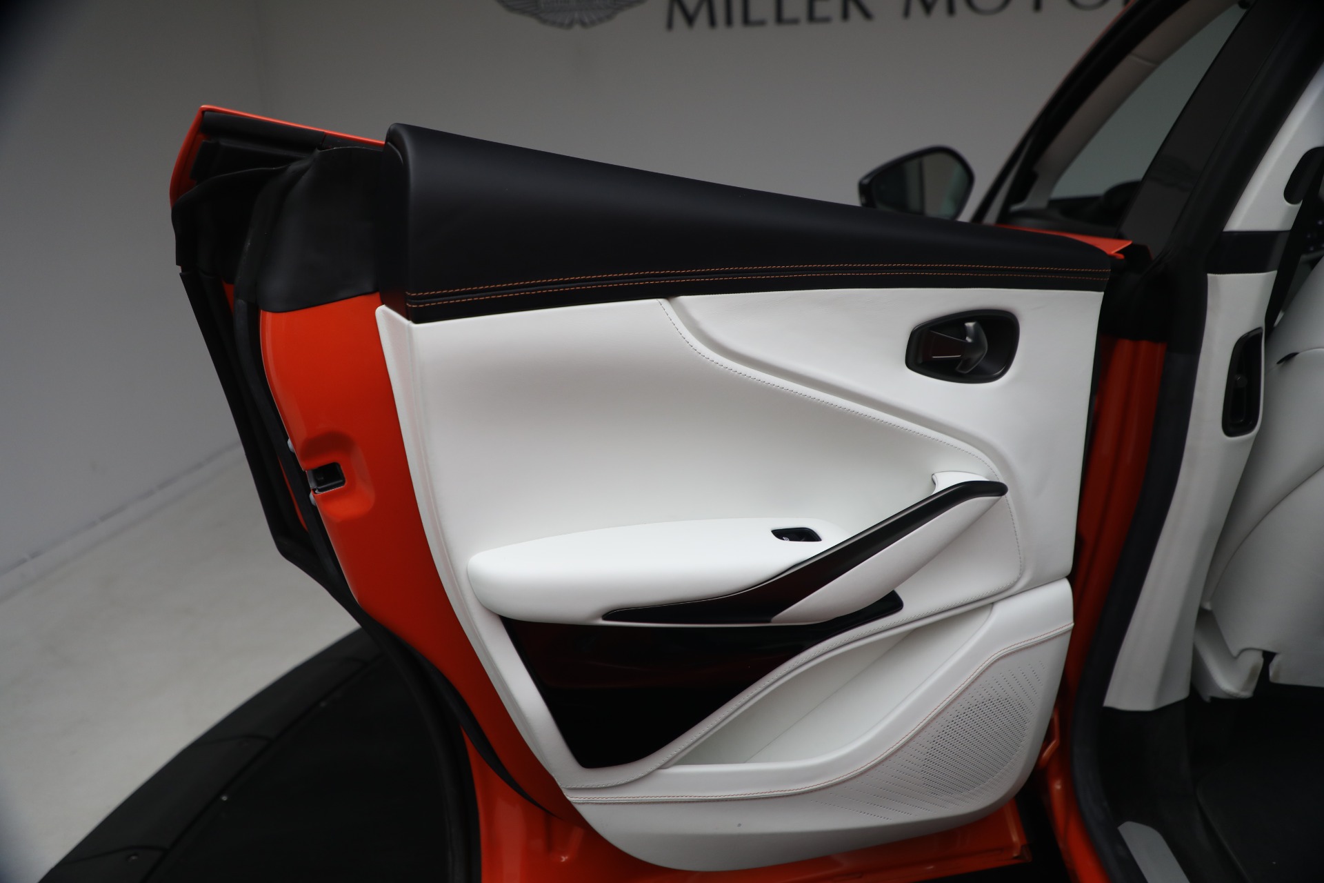Used-2024-Aston-Martin-DBX-707