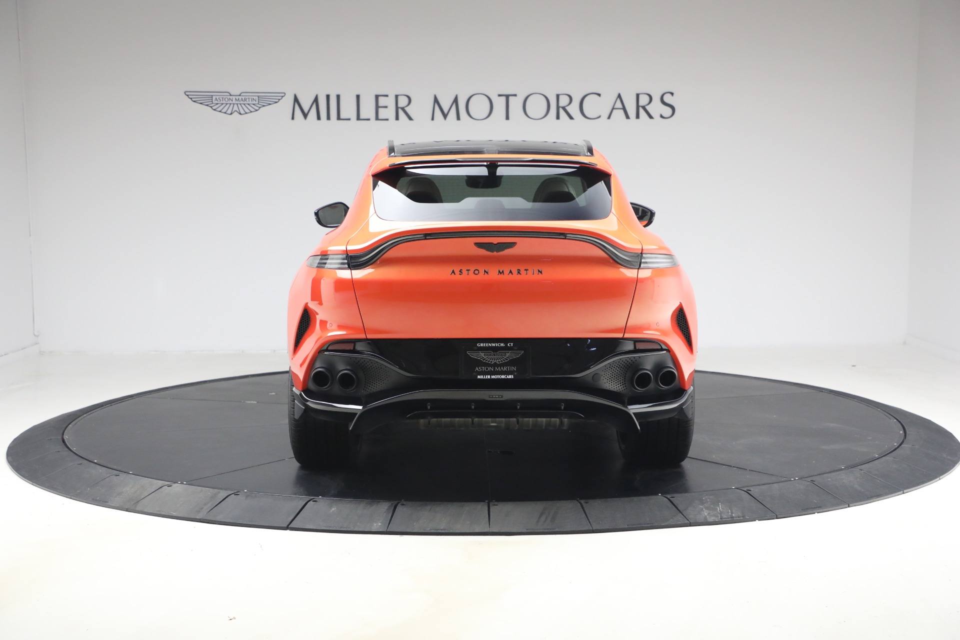 Used-2024-Aston-Martin-DBX-707