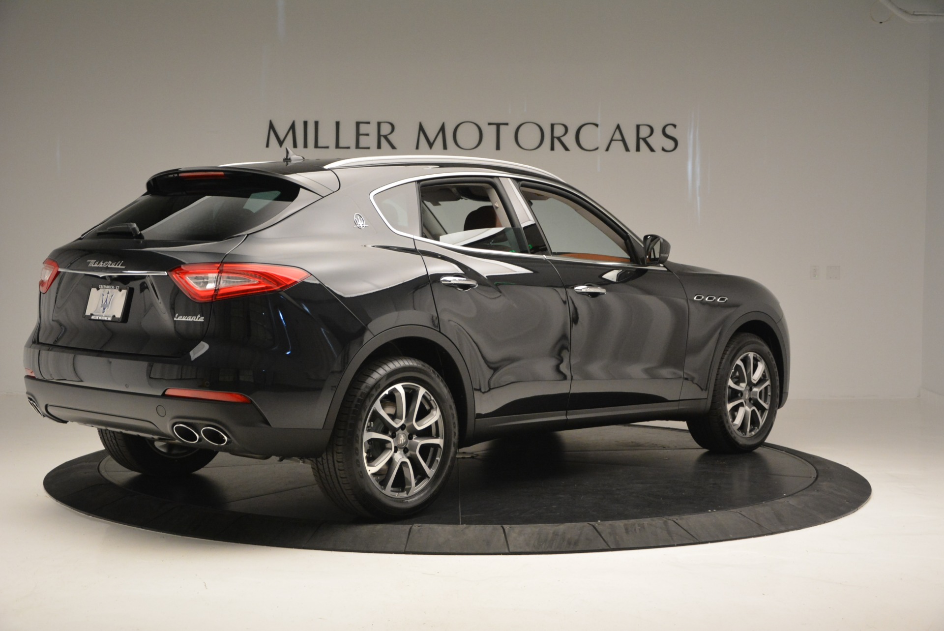 New-2017-Maserati-Levante