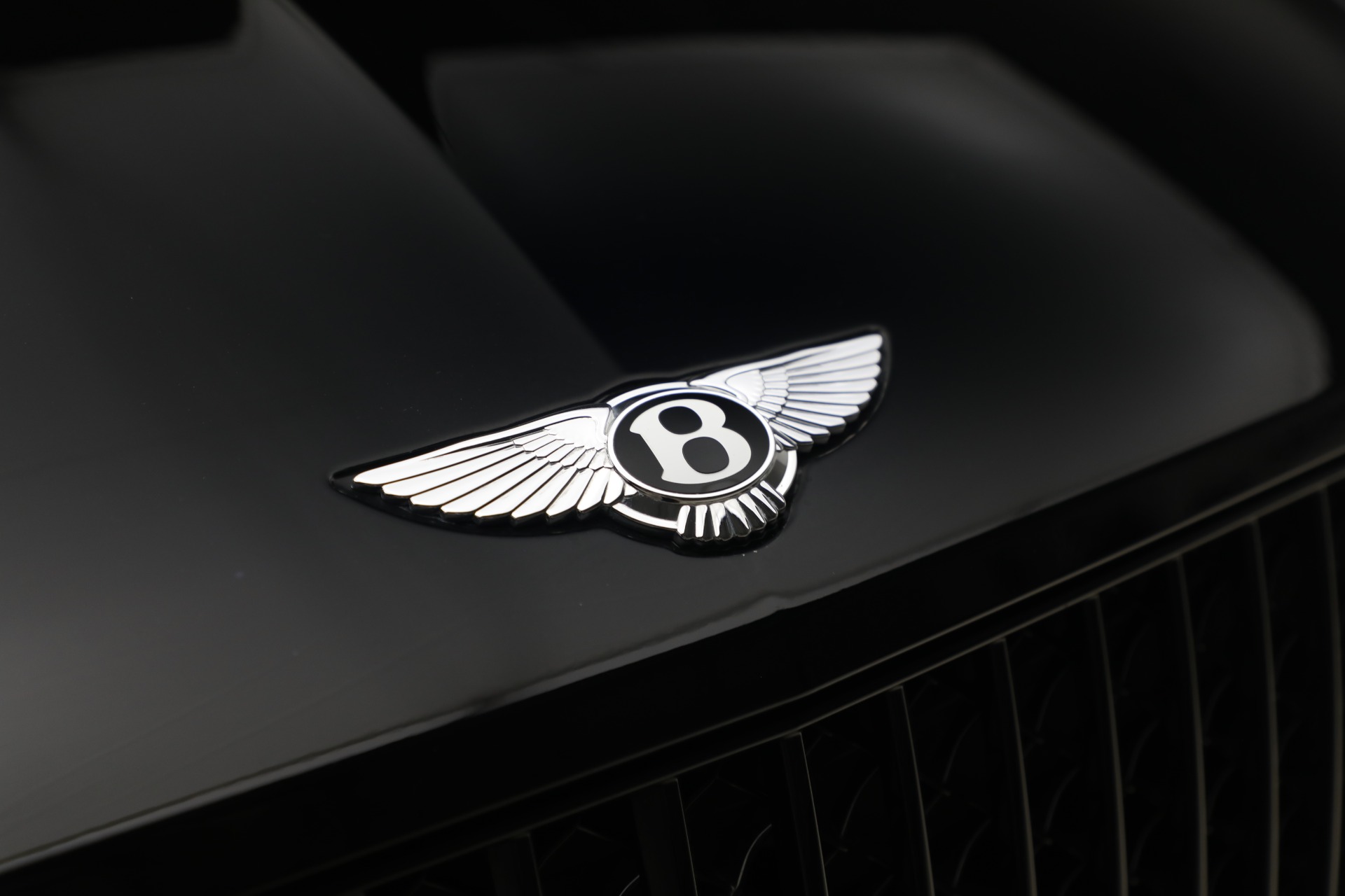 Used-2023-Bentley-Bentayga-EWB-Azure-V8-First-Edition