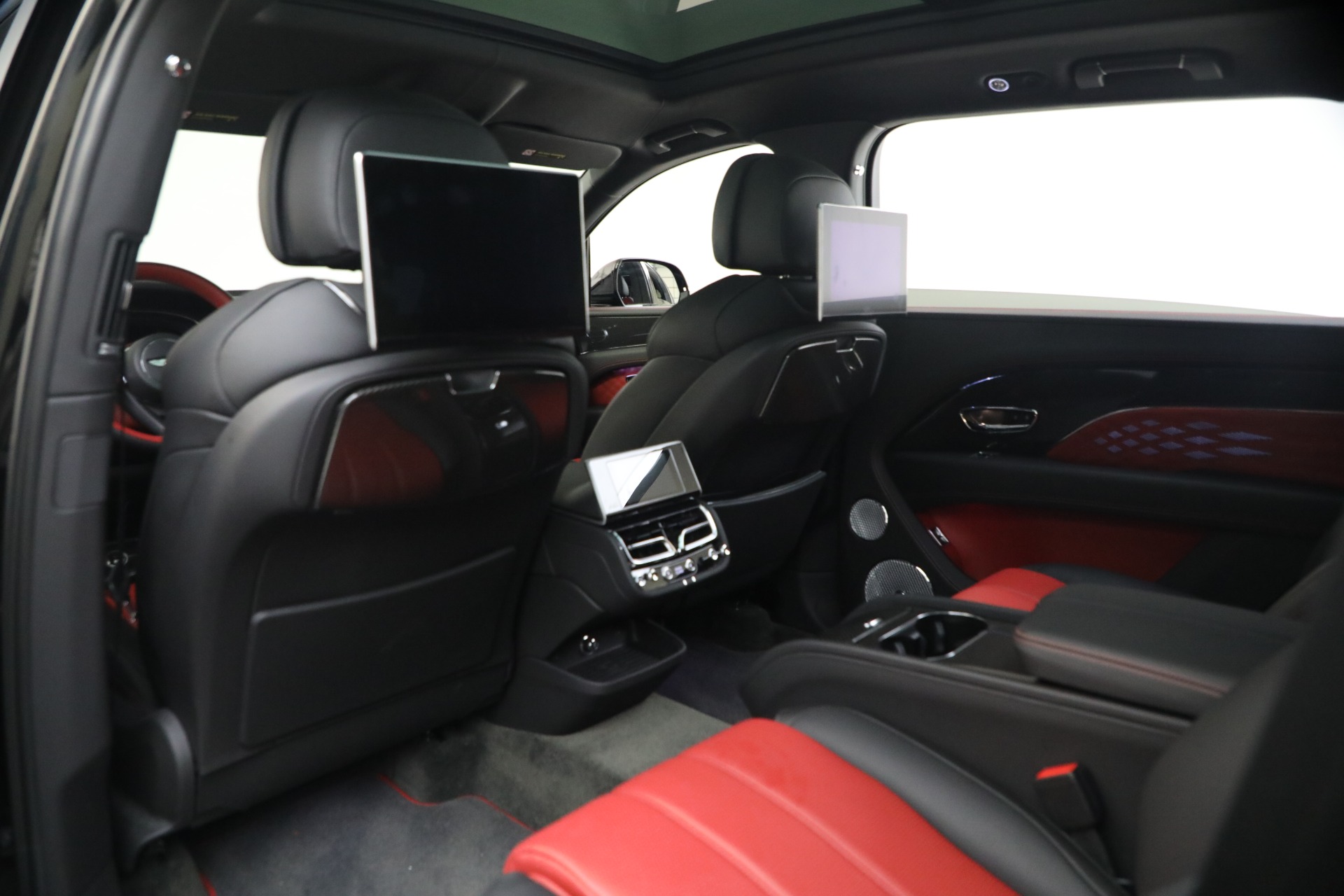 Used-2023-Bentley-Bentayga-EWB-Azure-V8-First-Edition