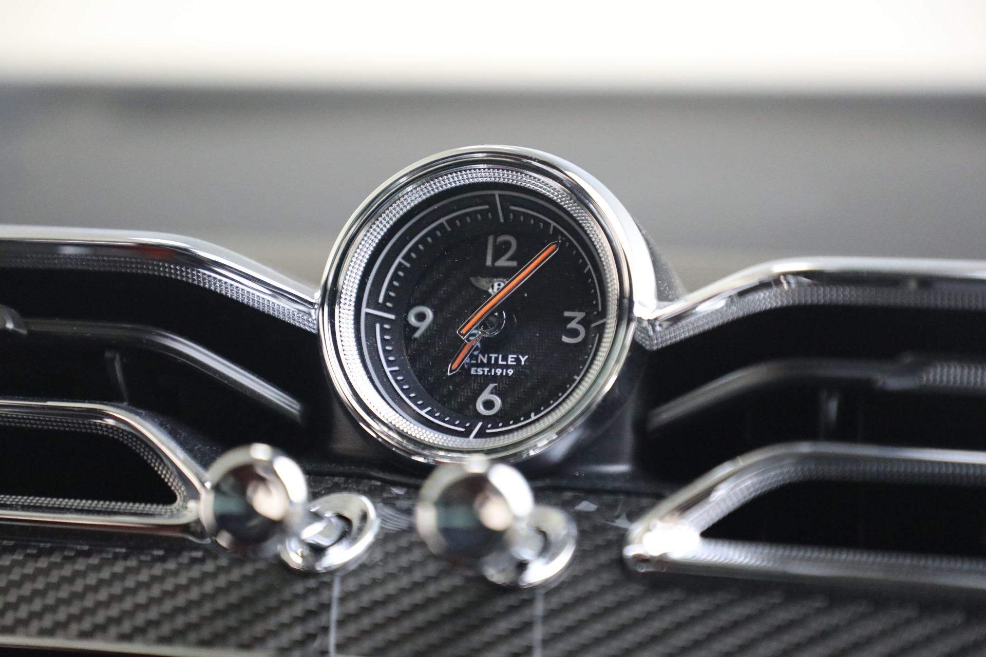 Used-2023-Bentley-Bentayga-EWB-Azure-V8-First-Edition