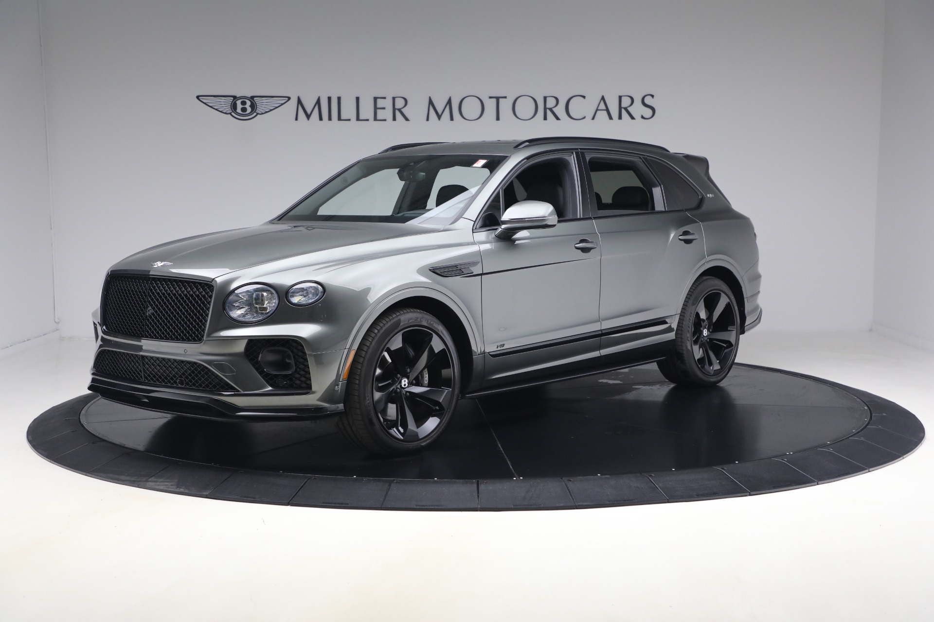 Used-2022-Bentley-Bentayga-V8