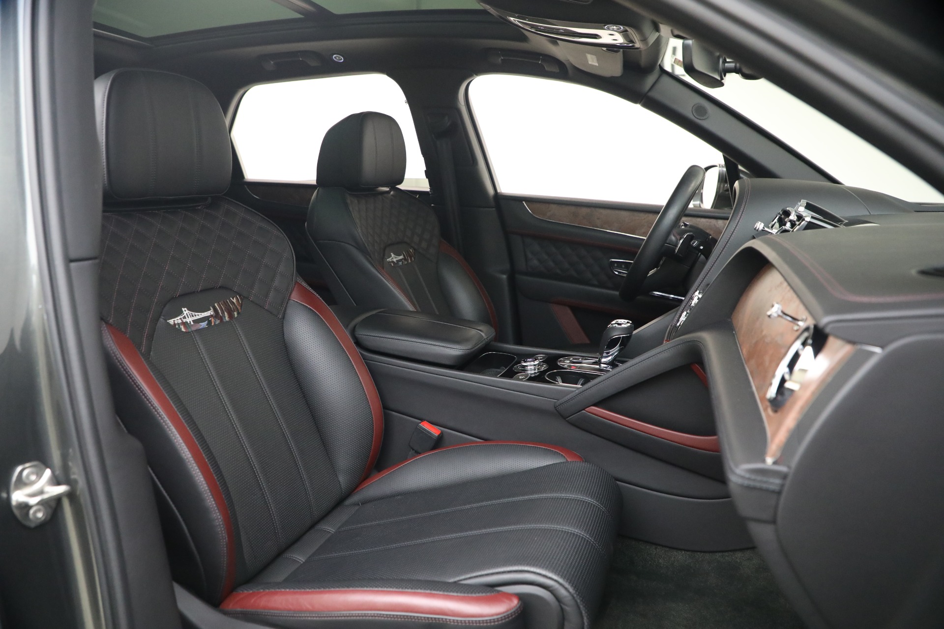 Used-2022-Bentley-Bentayga-V8