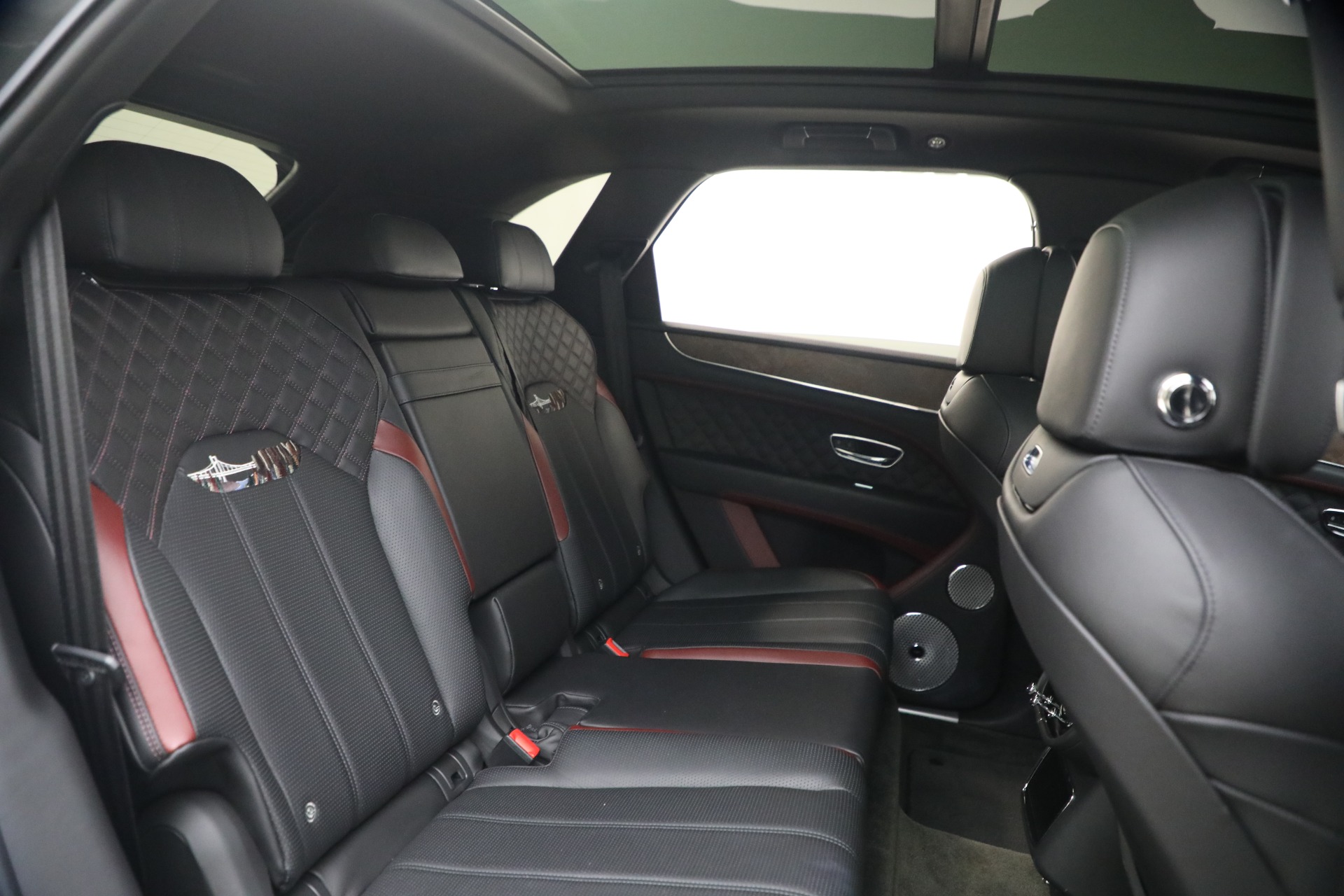 Used-2022-Bentley-Bentayga-V8