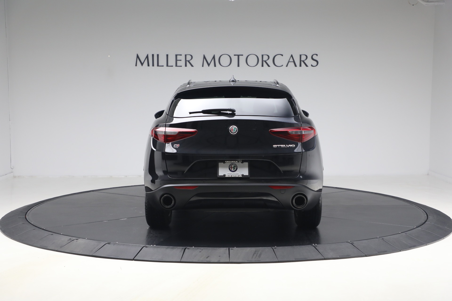 Used-2022-Alfa-Romeo-Stelvio-Sprint