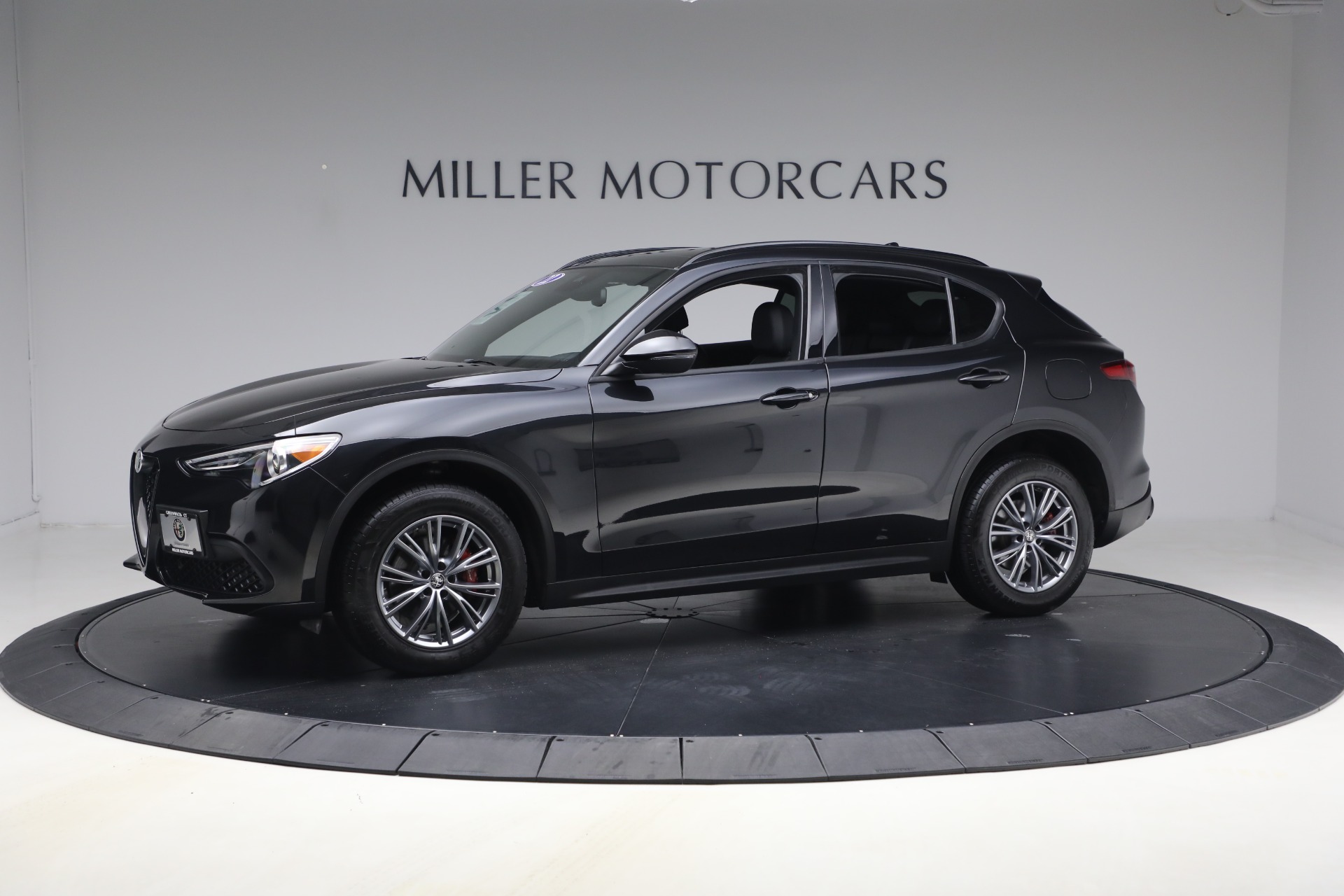 Used-2022-Alfa-Romeo-Stelvio-Sprint