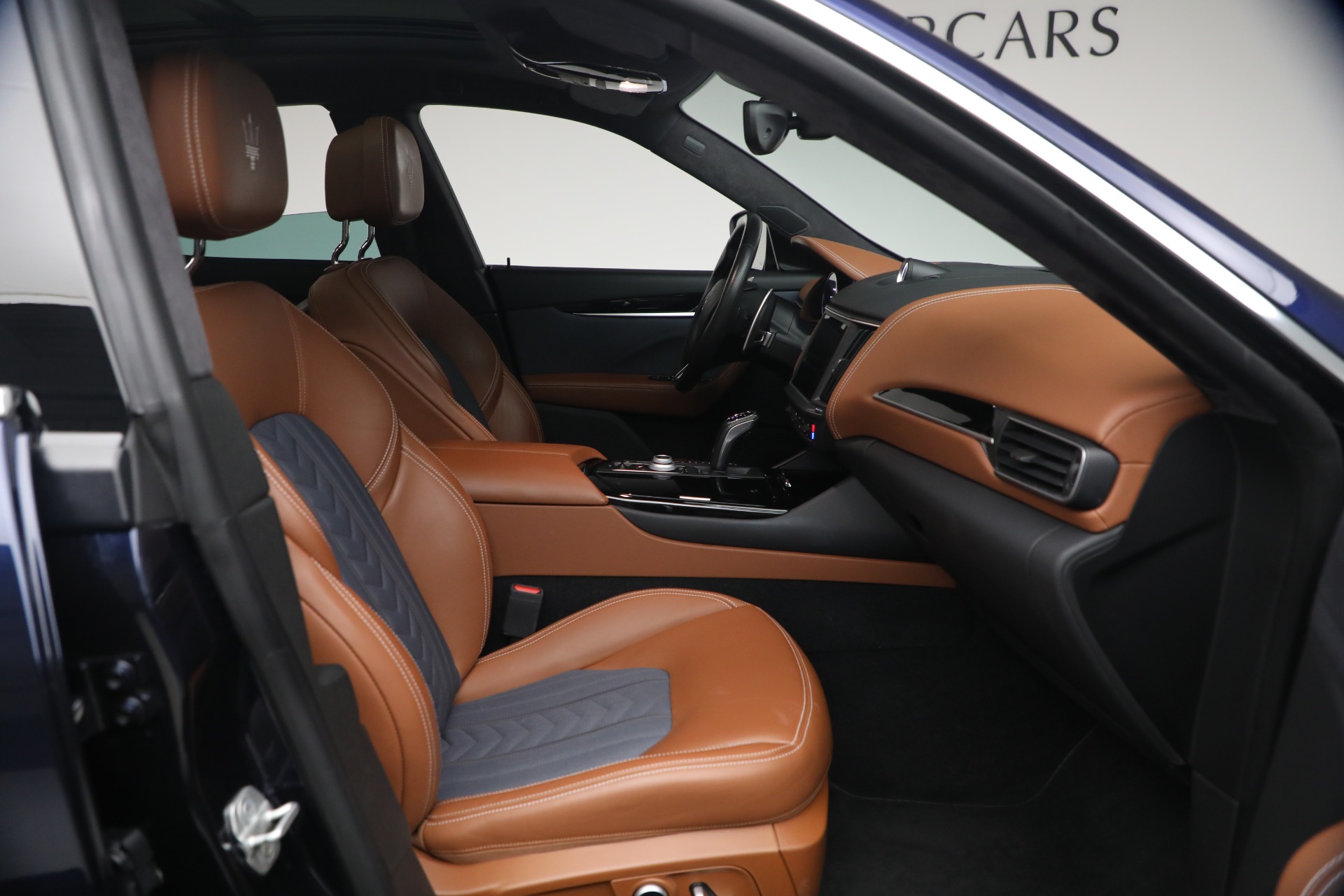 Used-2023-Maserati-Levante-GT