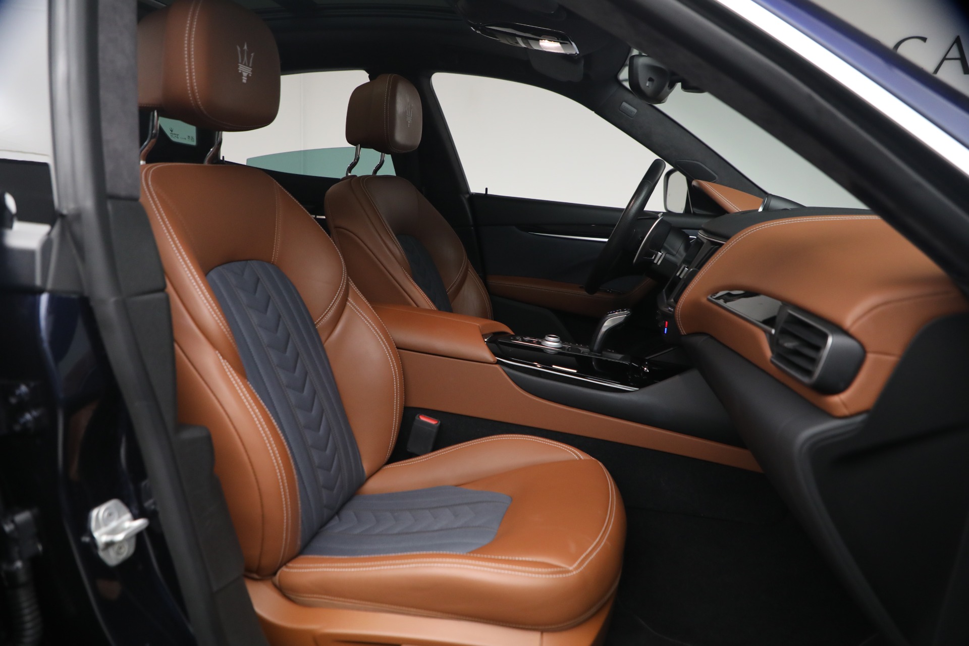 Used-2023-Maserati-Levante-GT