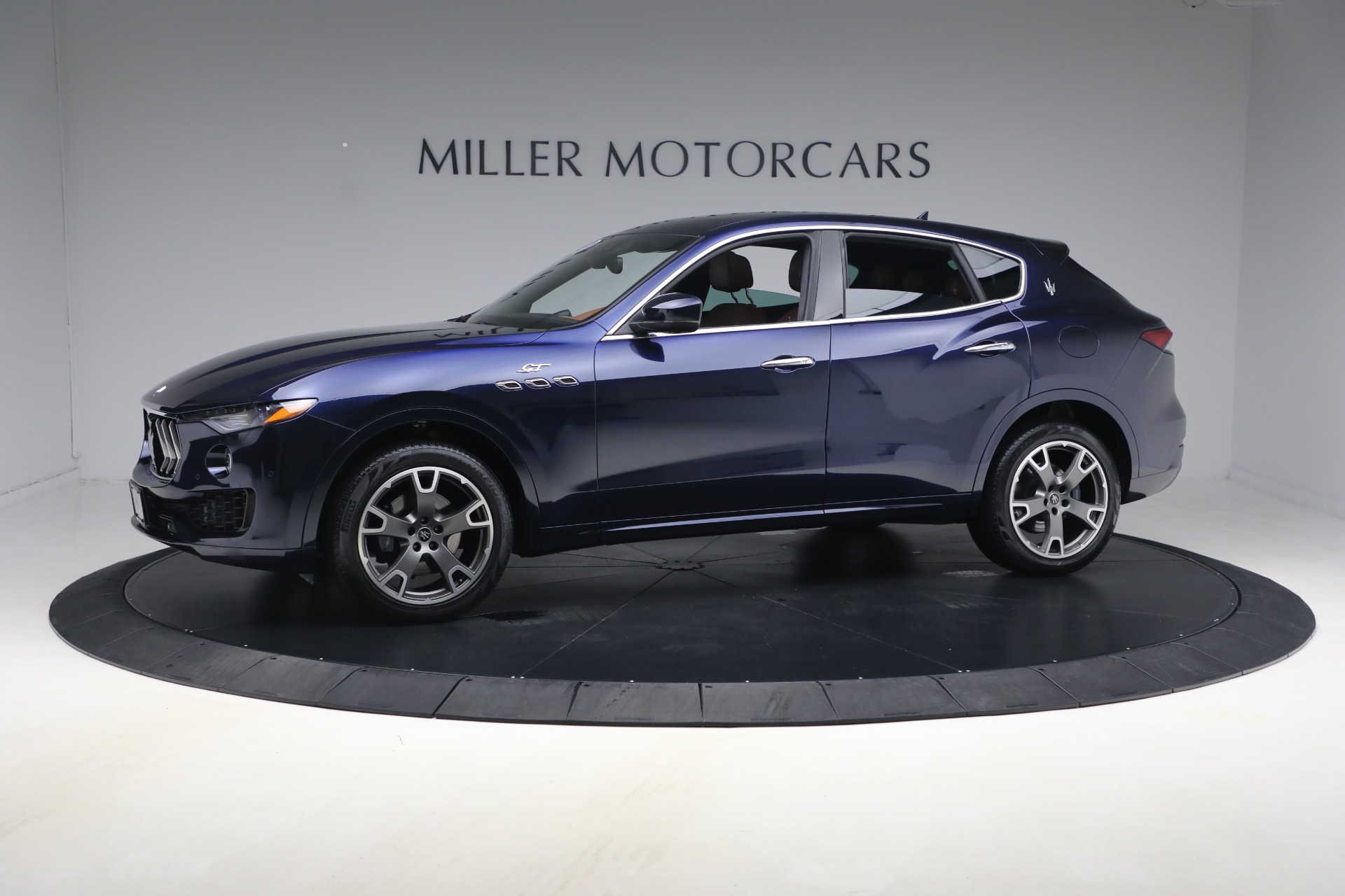 Used-2023-Maserati-Levante-GT