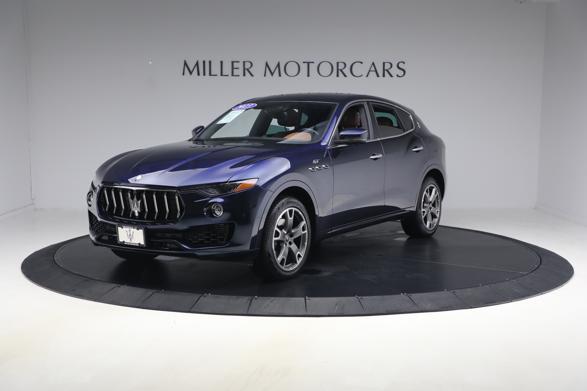 Used-2023-Maserati-Levante-GT