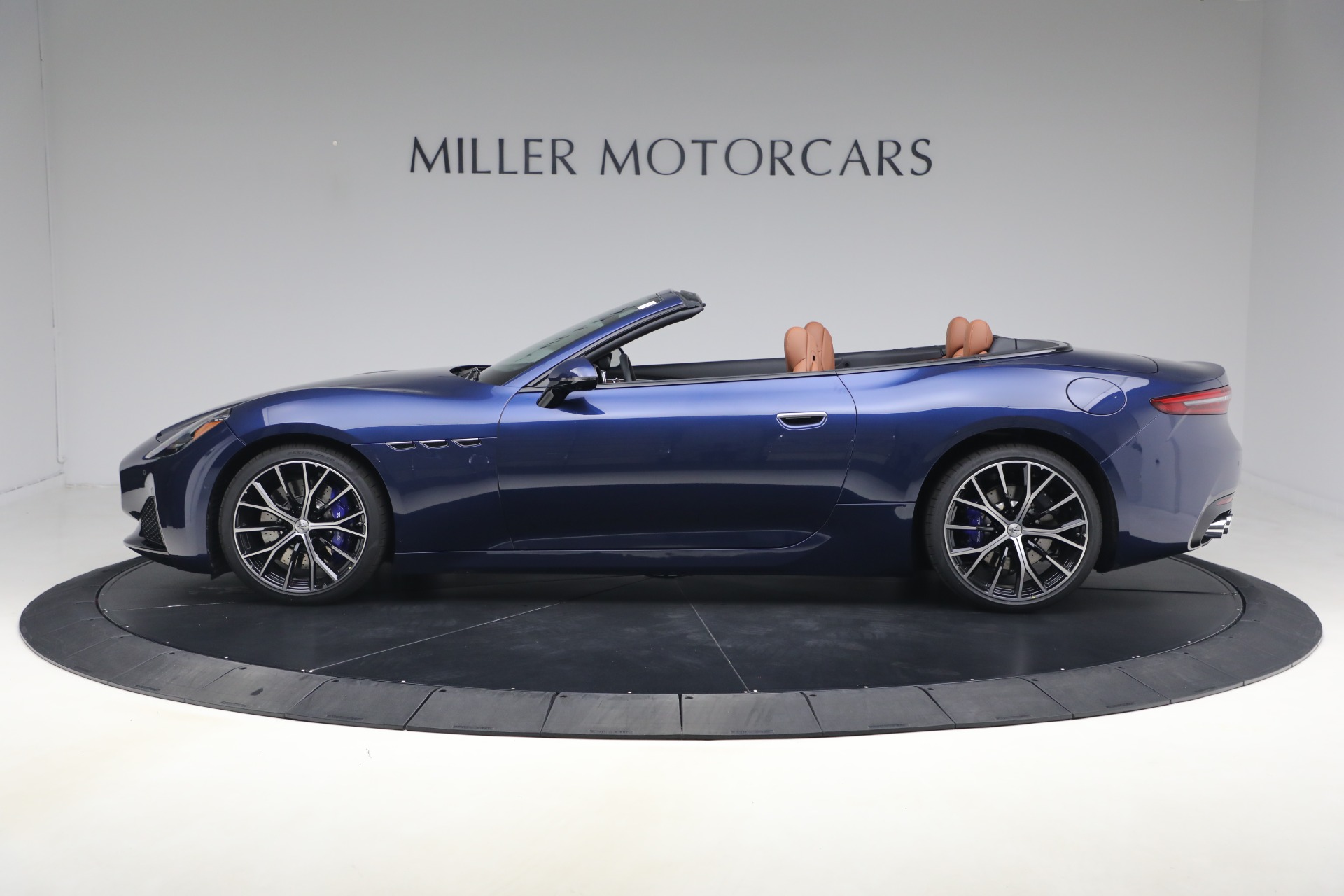New-2026-Maserati-GranCabrio-Modena