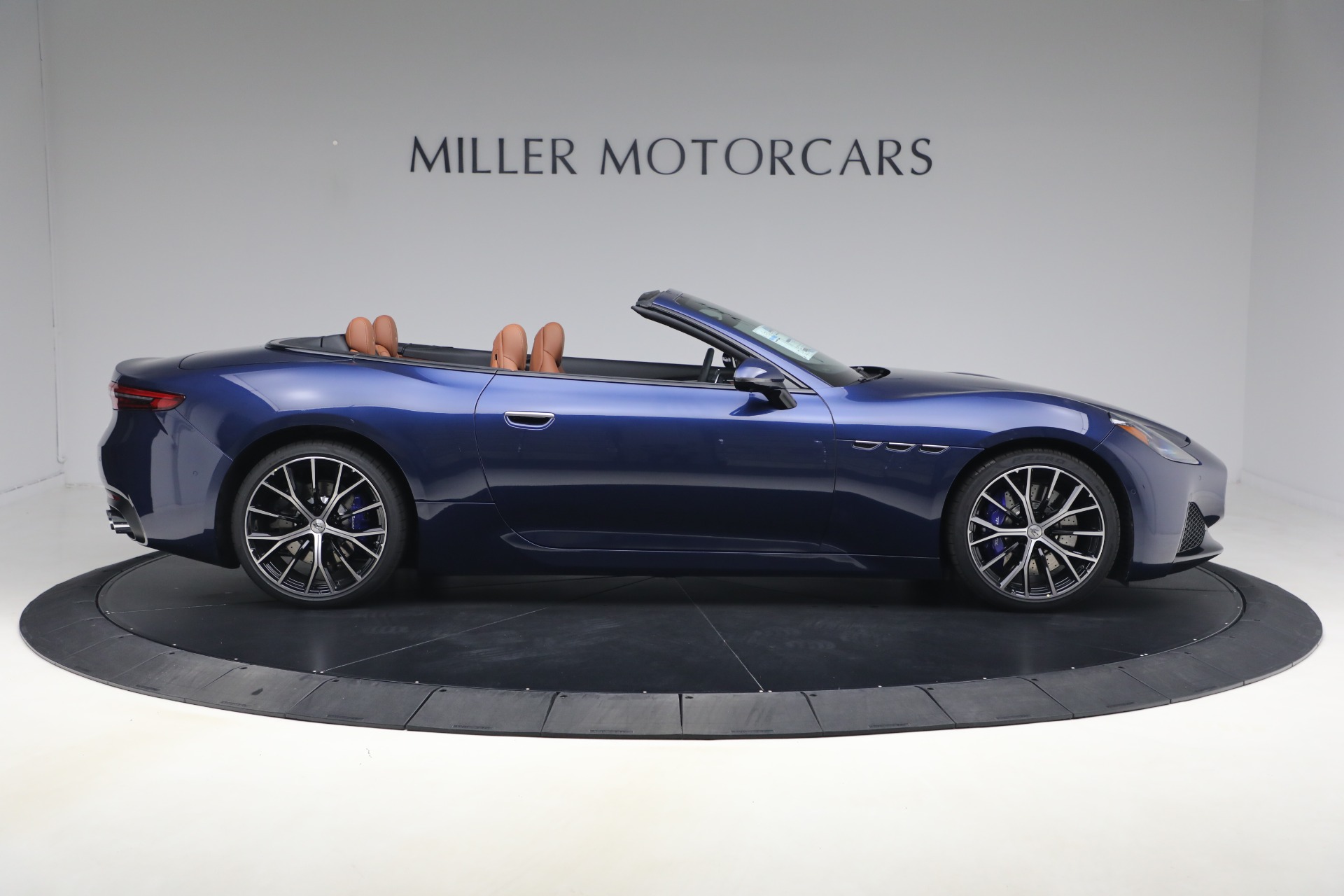 New-2026-Maserati-GranCabrio-Modena
