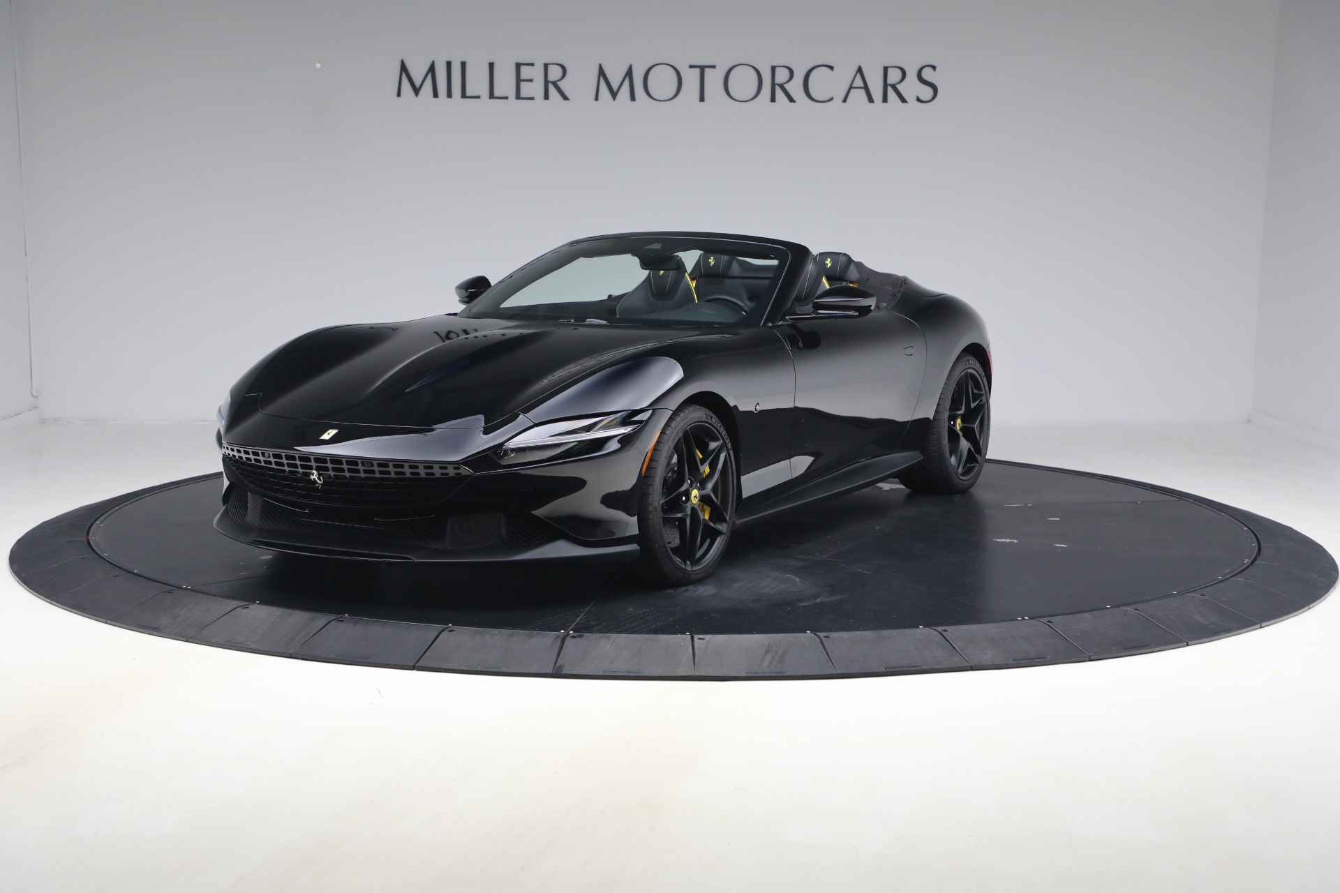 Used-2025-Ferrari-Roma-Spider
