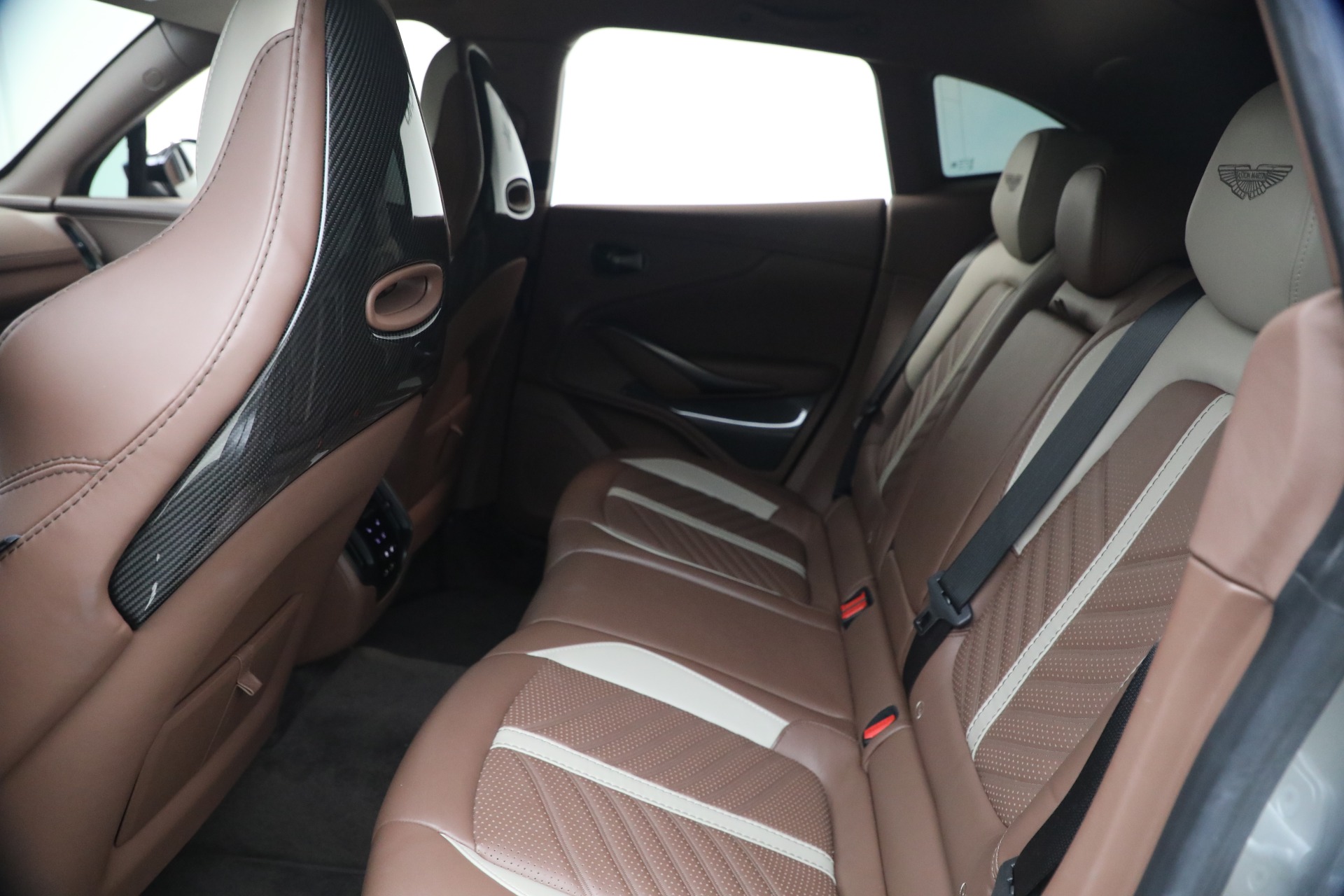 Used-2023-Aston-Martin-DBX-707