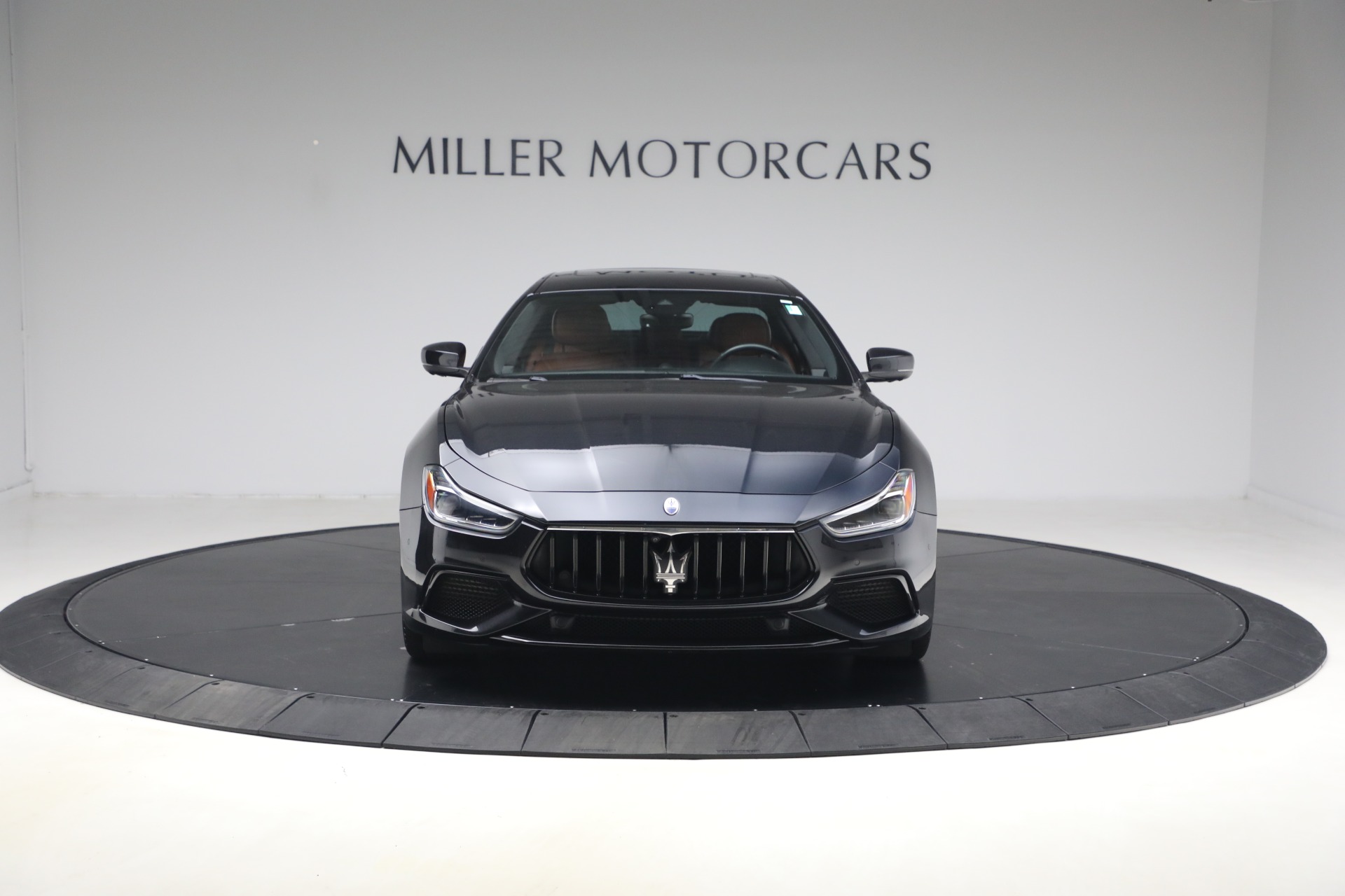 Used-2023-Maserati-Ghibli-Modena-Q4