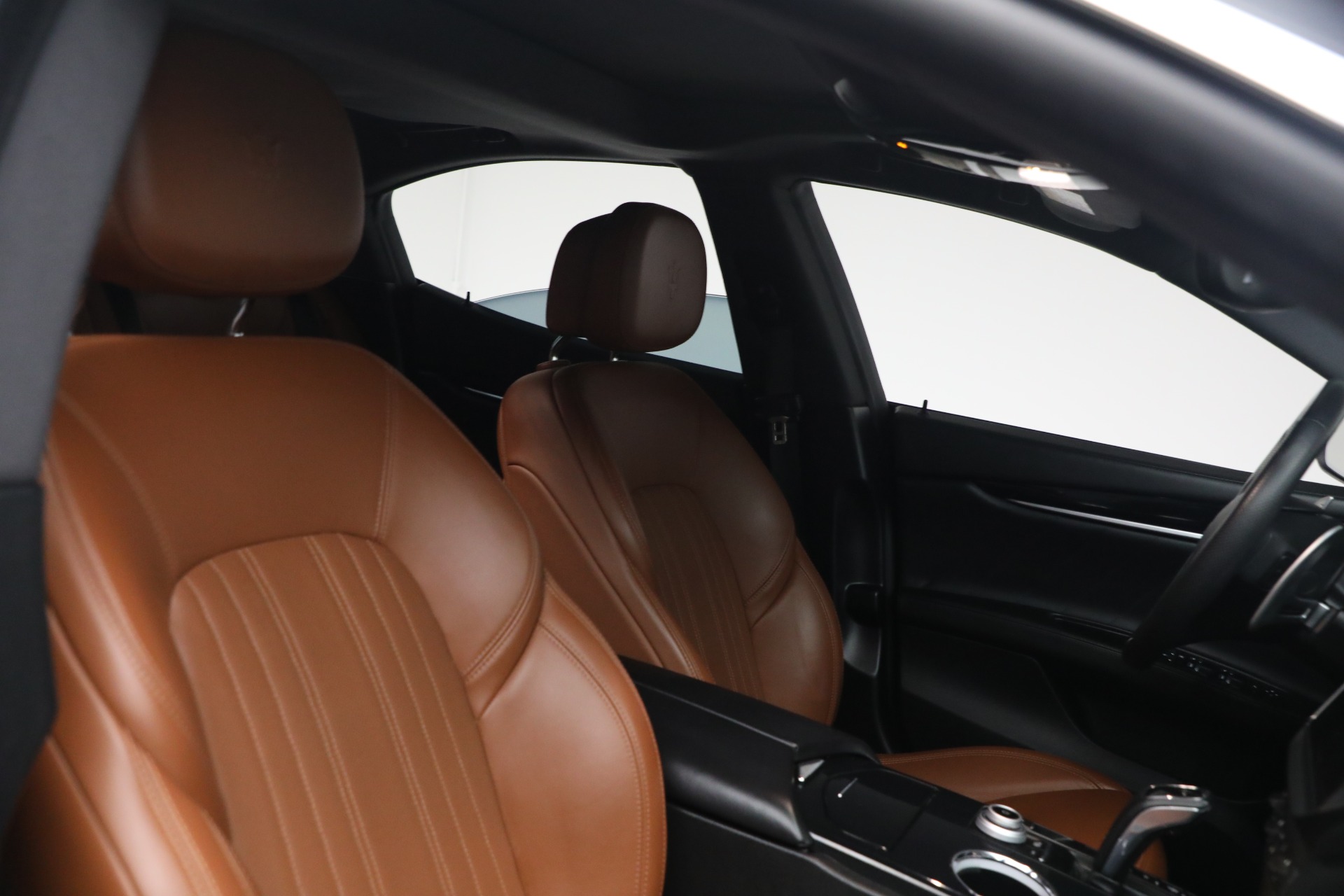 Used-2023-Maserati-Ghibli-Modena-Q4