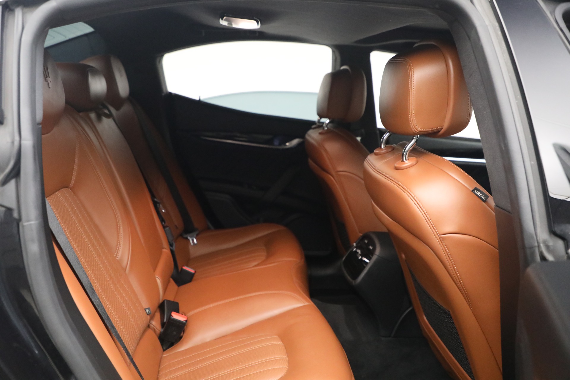 Used-2023-Maserati-Ghibli-Modena-Q4