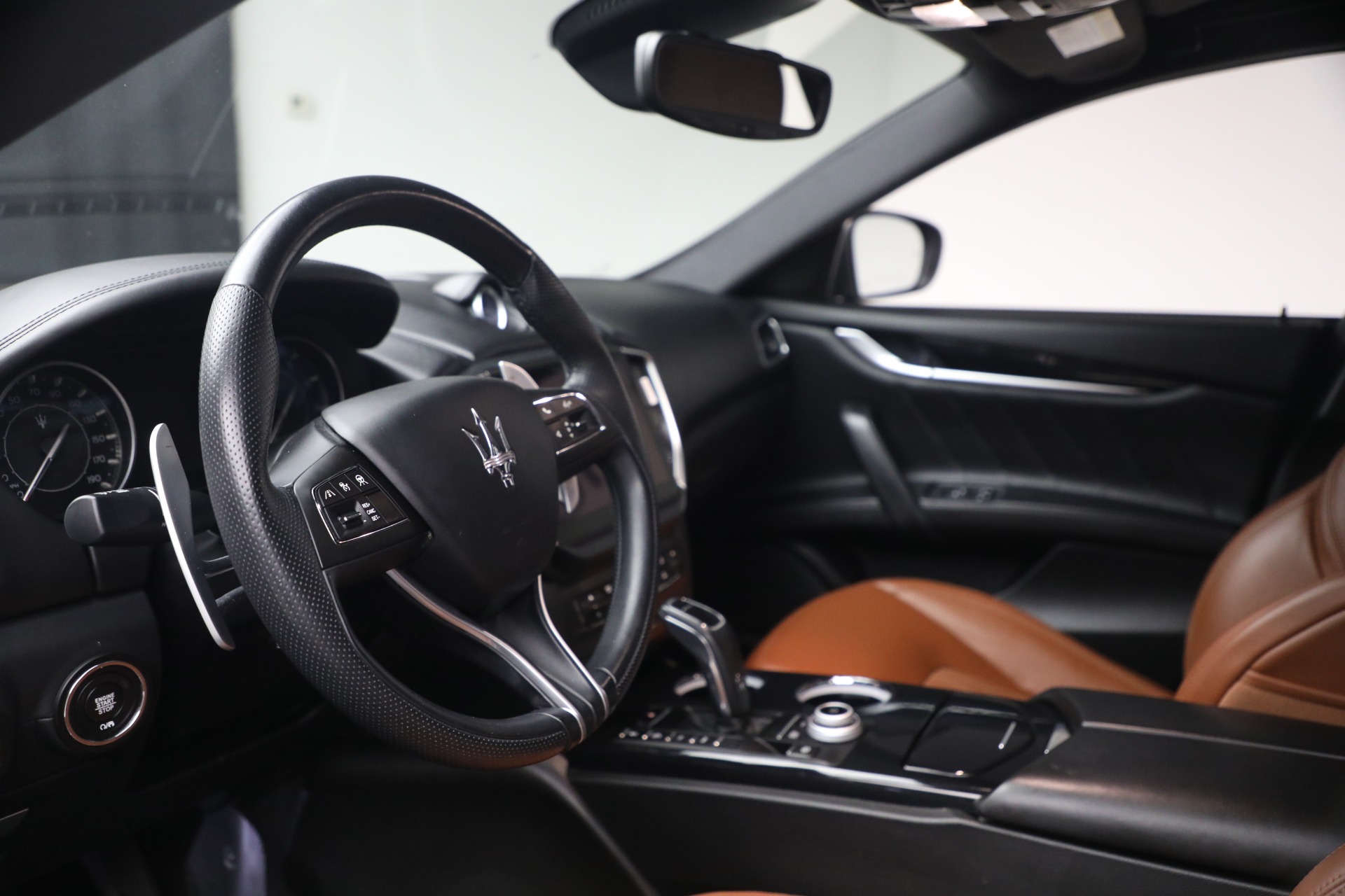 Used-2023-Maserati-Ghibli-Modena-Q4