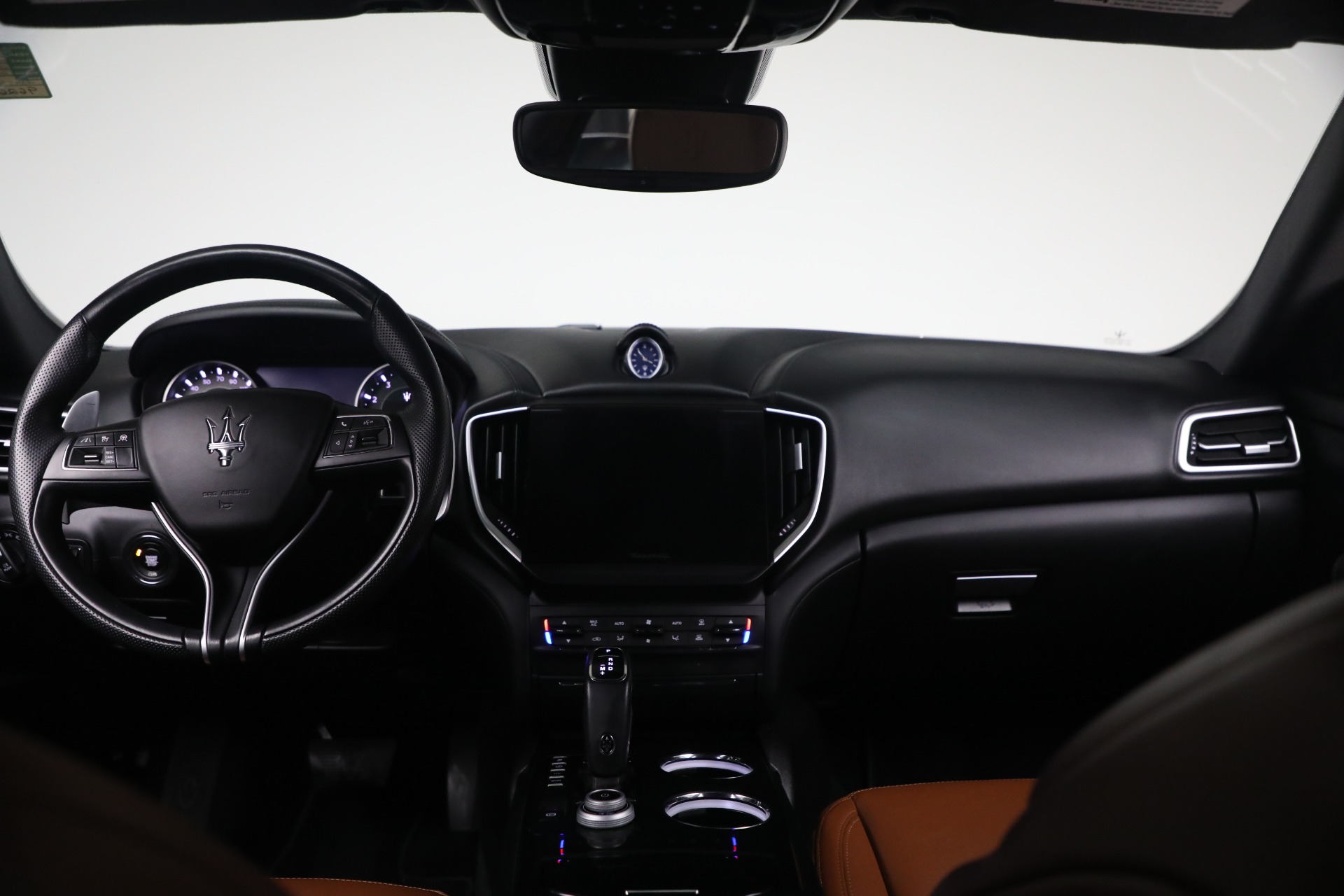 Used-2023-Maserati-Ghibli-Modena-Q4