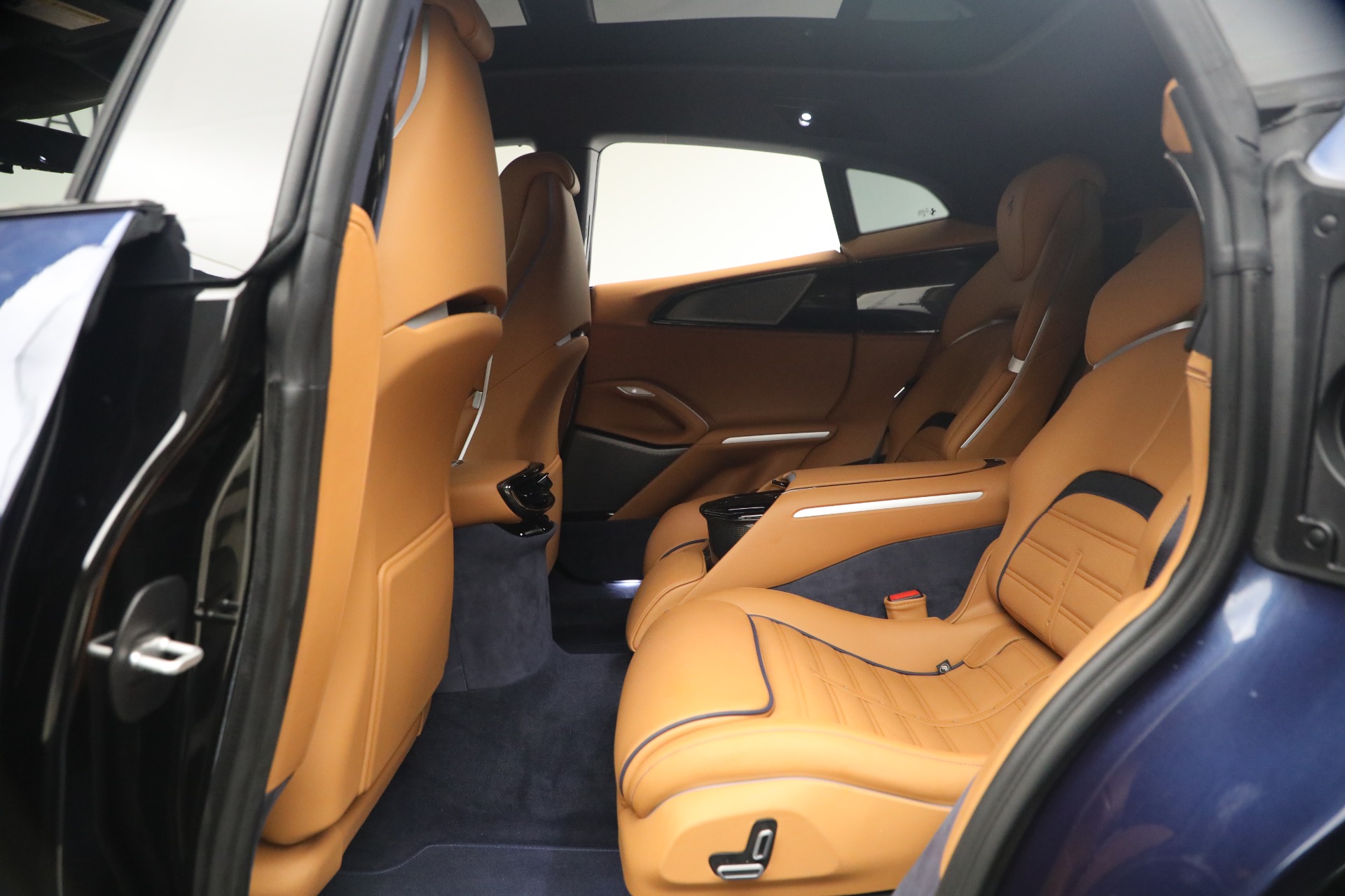 Used-2025-Ferrari-Purosangue