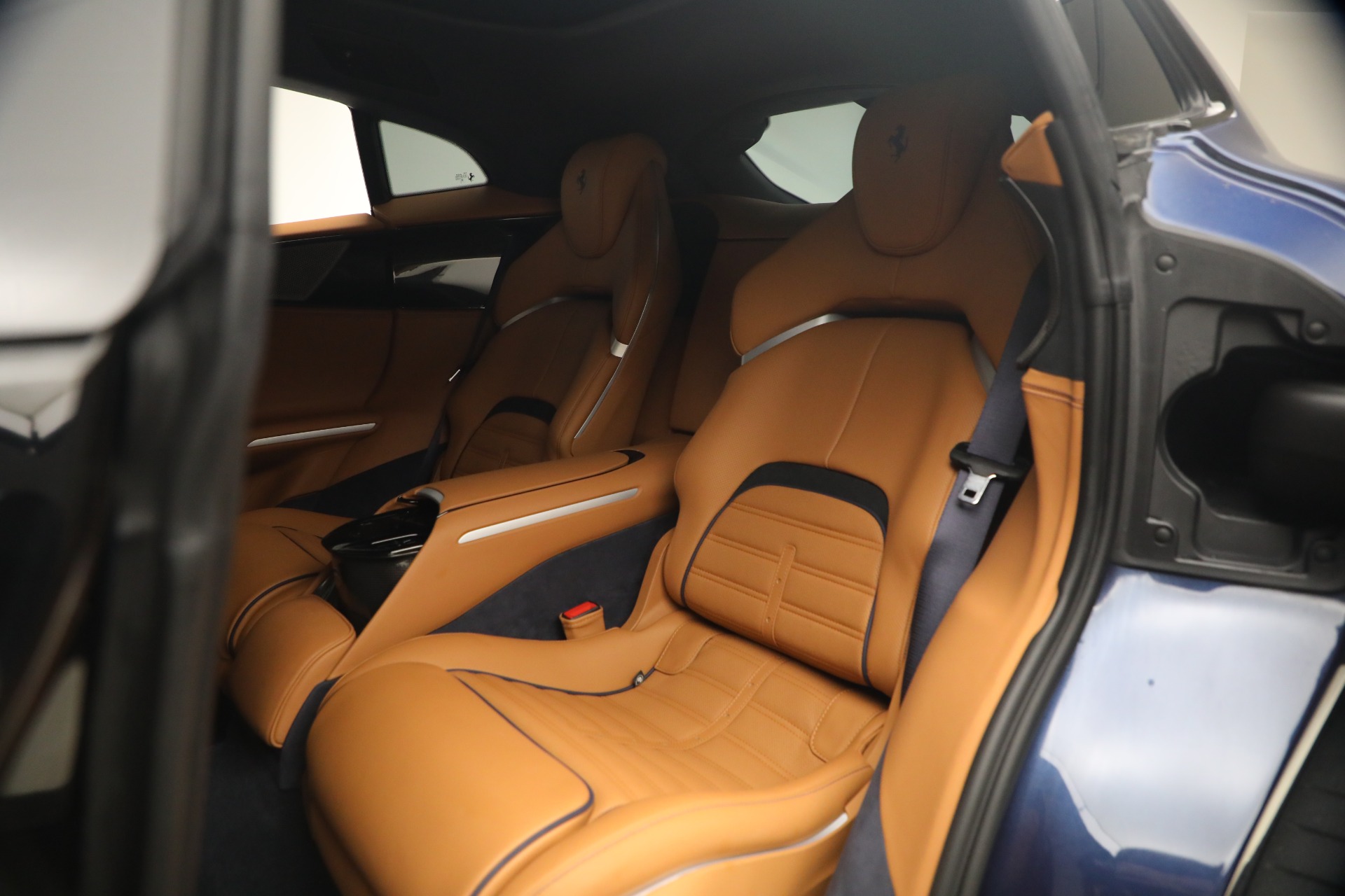 Used-2025-Ferrari-Purosangue
