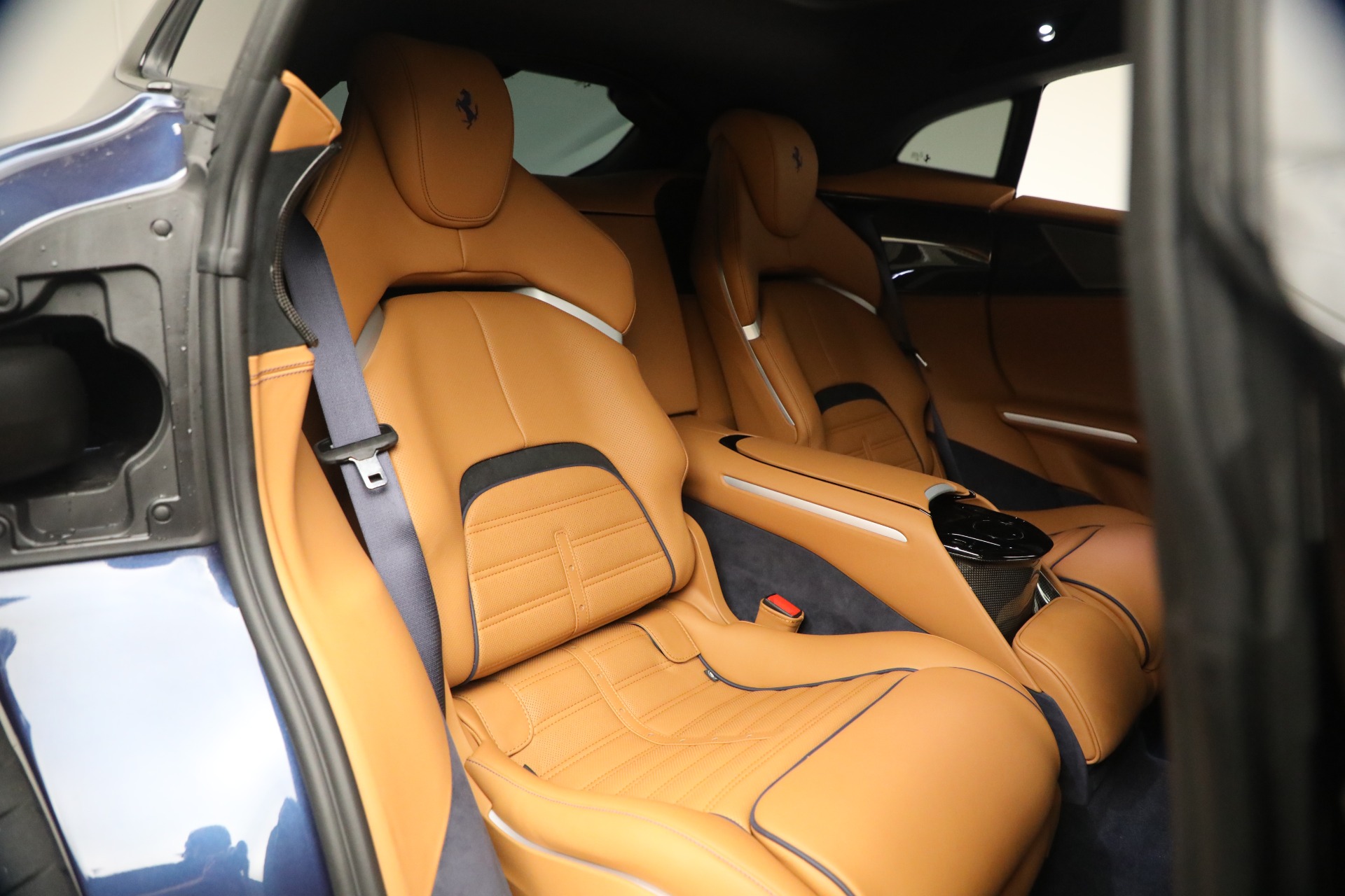 Used-2025-Ferrari-Purosangue