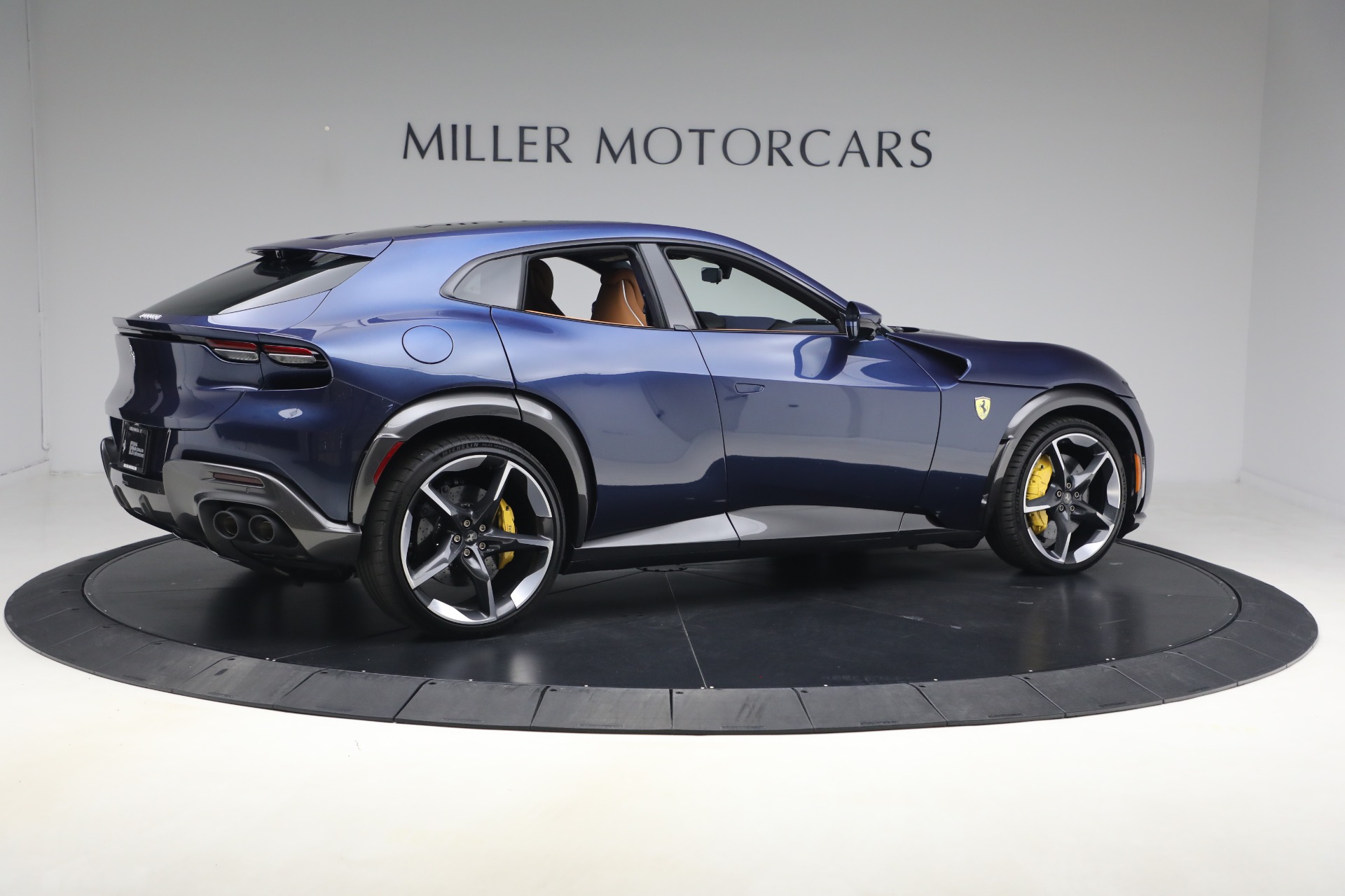Used-2025-Ferrari-Purosangue