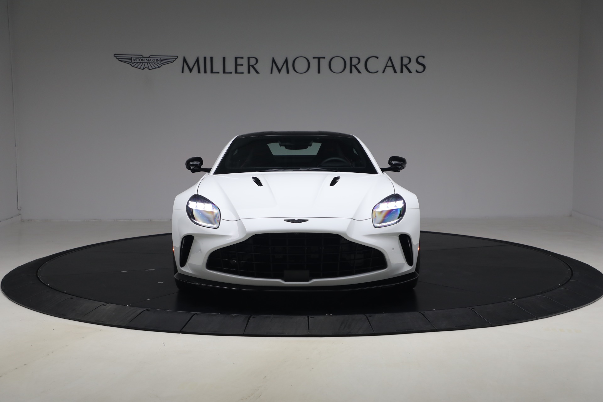 New-2026-Aston-Martin-Vantage-S