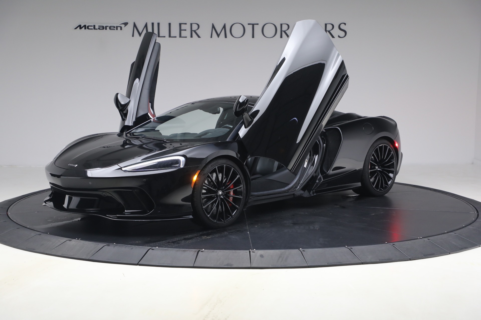 Used-2023-McLaren-GT-Pioneer