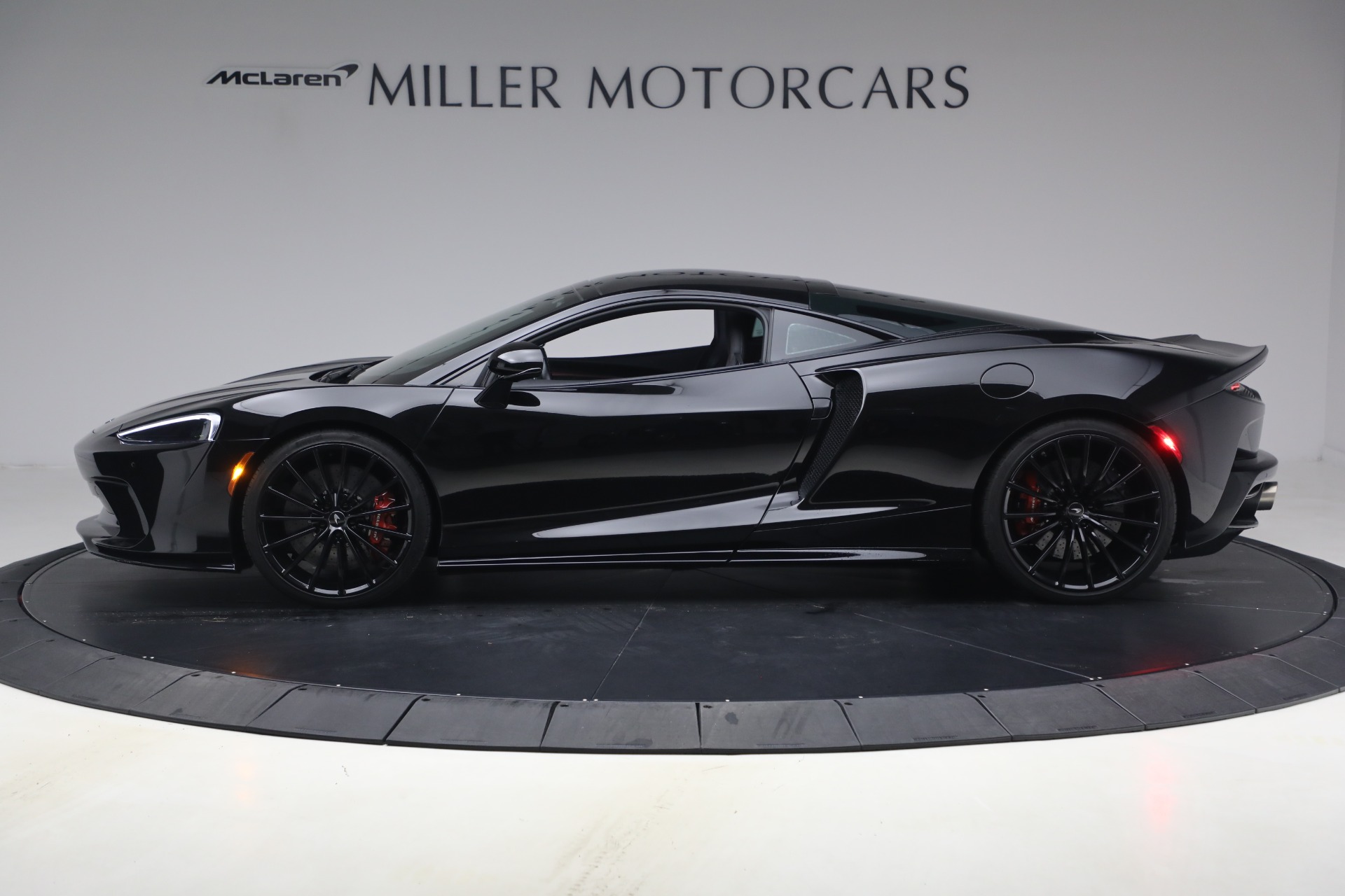 Used-2023-McLaren-GT-Pioneer